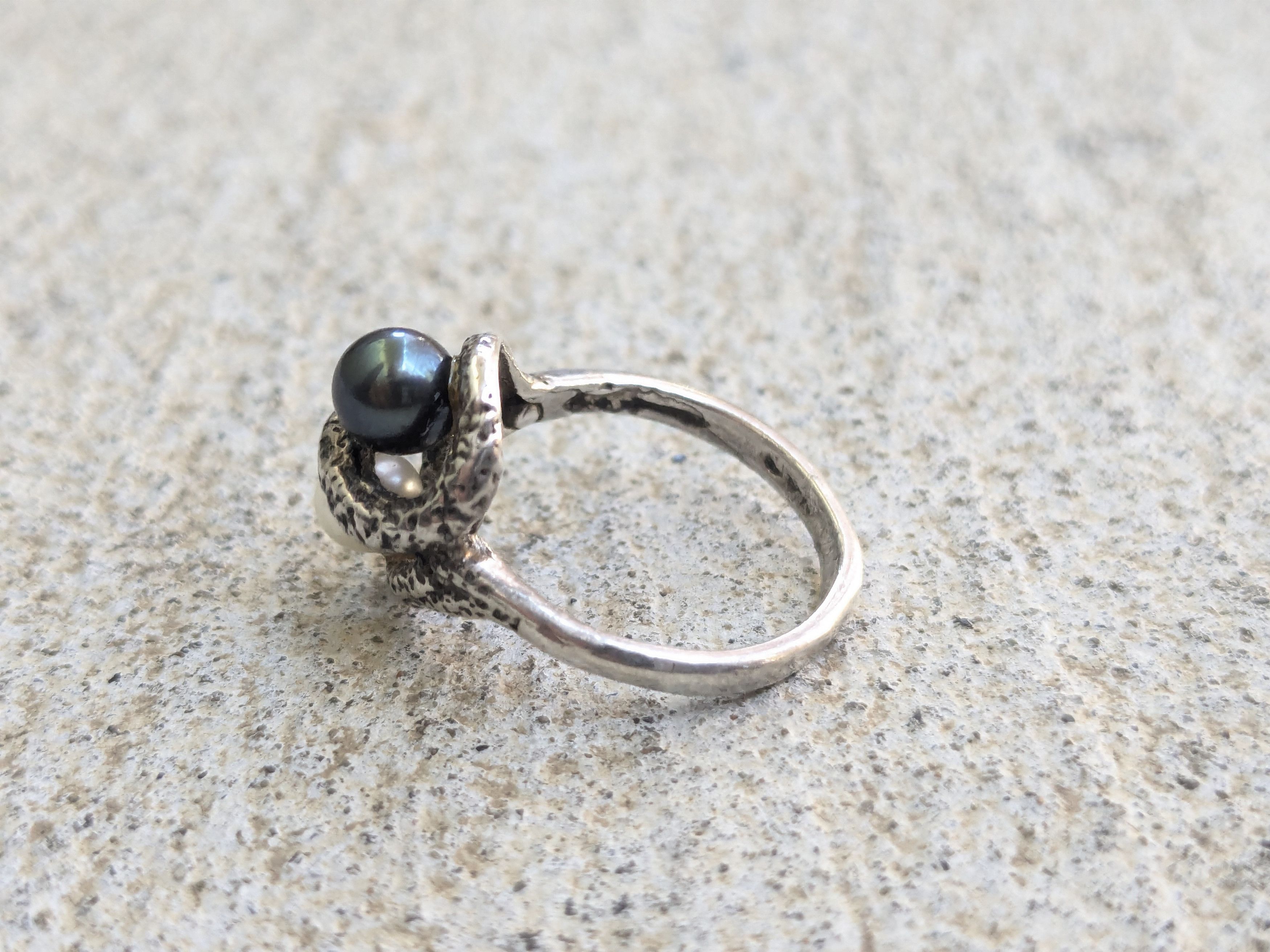 Other Vintage Sterling Silver Ring Pearls 6.25 Modern Abstract Size ONE SIZE - 2 Thumbnail