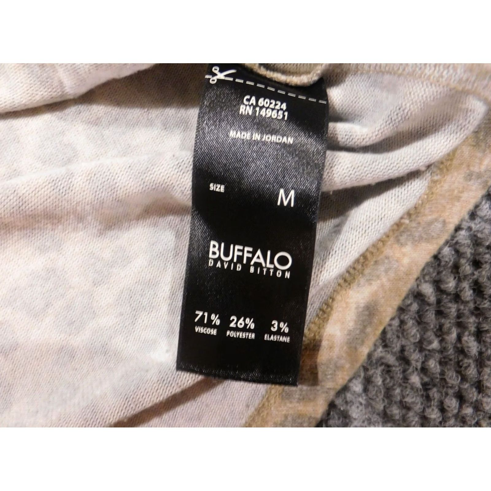 Buffalo David Bitton Buffalo by David Bitton Blouse Womens Medium Beige Pullover Stretch Animal Print Crew Neck Long Sleeve Ruffle Casual Everyday Regular Girls Womens Size M / US 6-8 / IT 42-44 - 6 Thumbnail