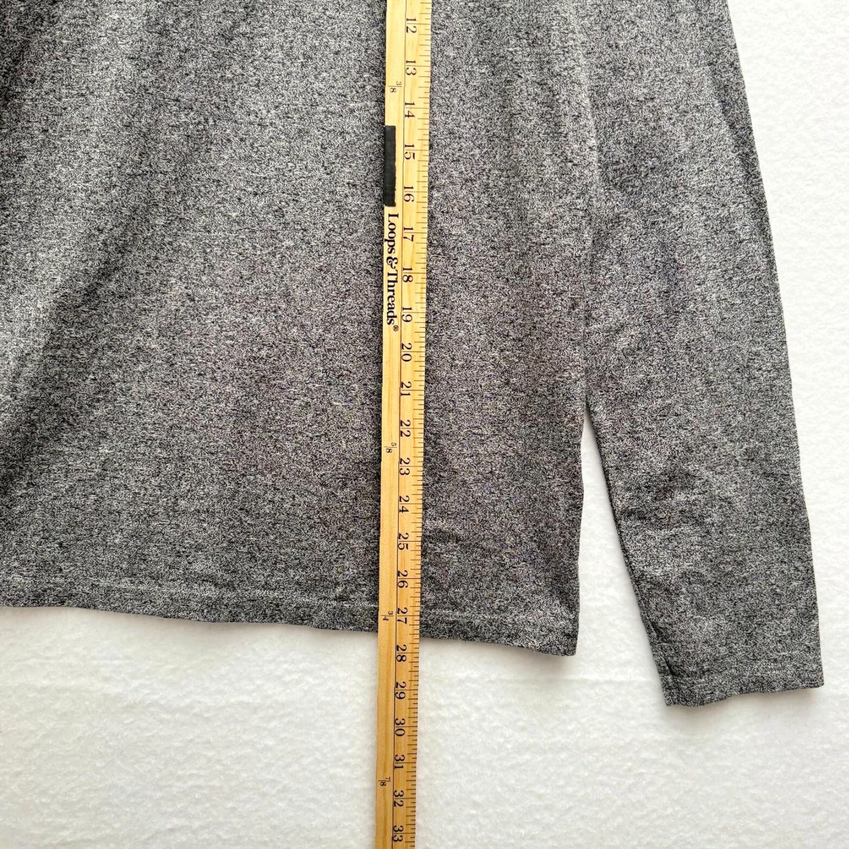 Banana Republic VINTAGE Banana Republic Men’s 1/4 Zip Sweat Shirt Knit Mock Neck S Gray Pullover 1/4 Zip Luxury Touch Heather Grey Shirt Mens Size US S / EU 44-46 / 1 - 6 Thumbnail