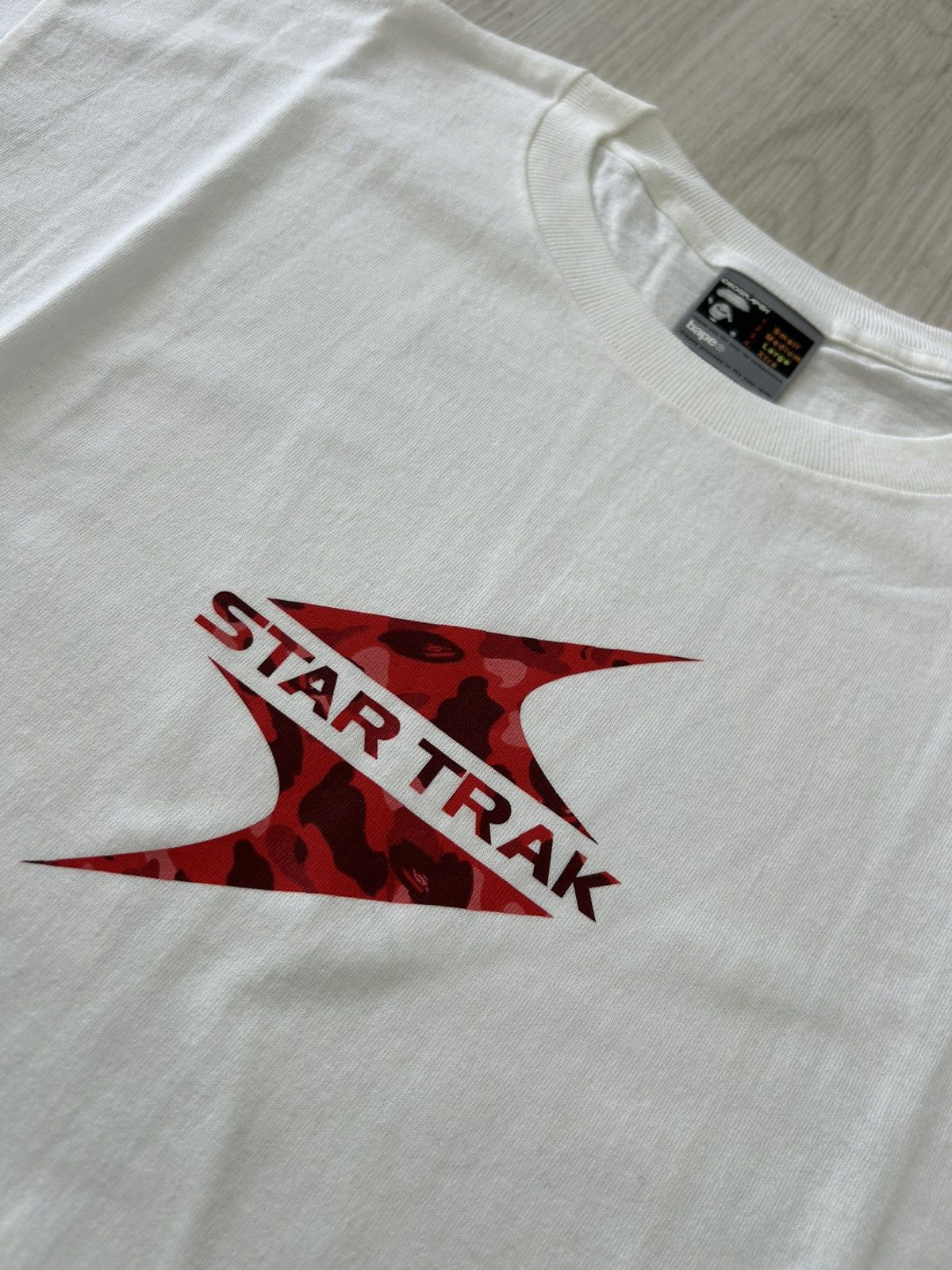 Bape VERY RARE OG A BATHING APE X STAR TRAK N.E.R.D CAMO TEE Size US L / EU 52-54 / 3 - 2 Thumbnail