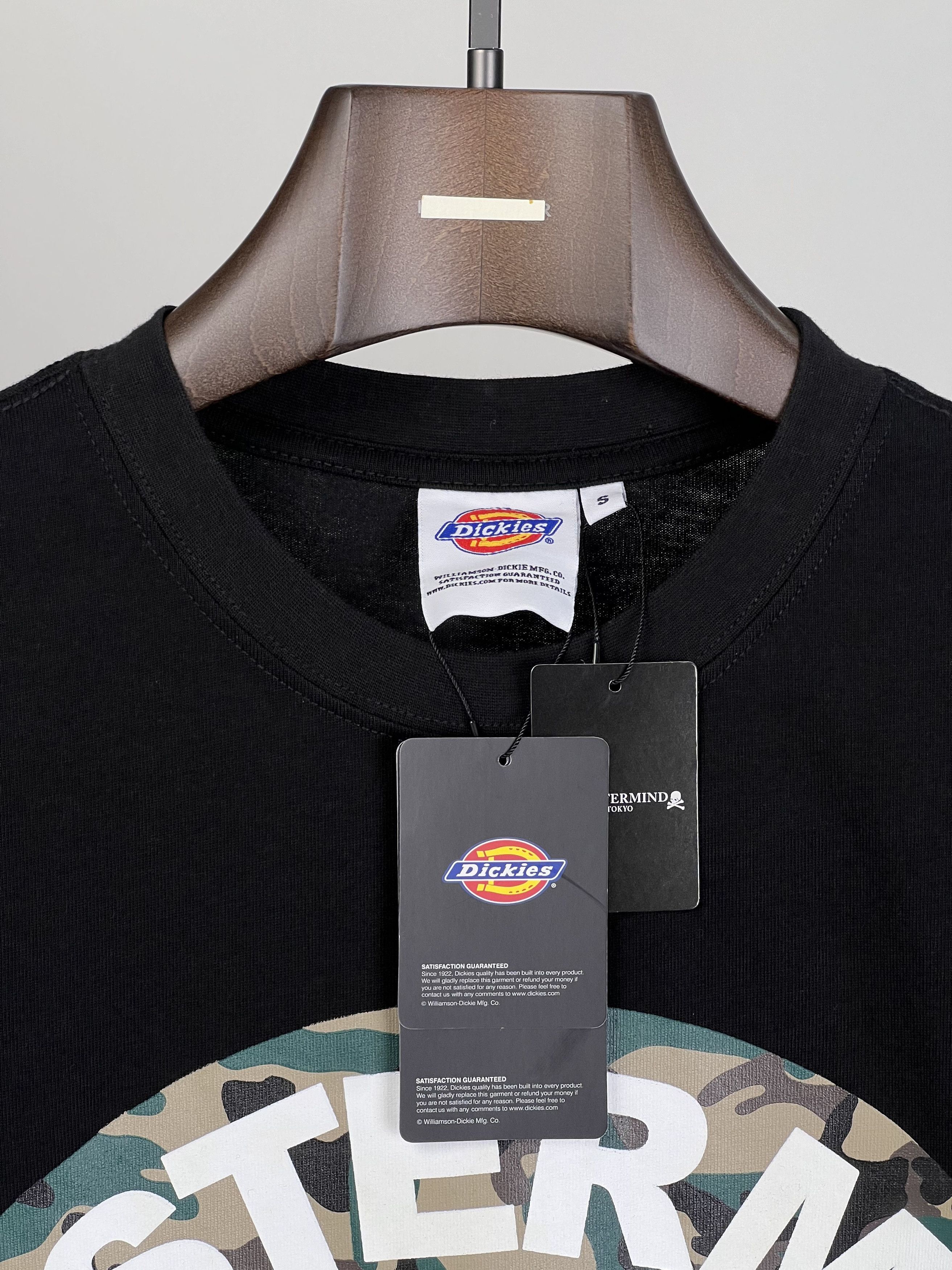 Dickies × Mastermind Japan Brand New SS Black Tee Limited Edition Size US S / EU 44-46 / 1 - 2 Thumbnail
