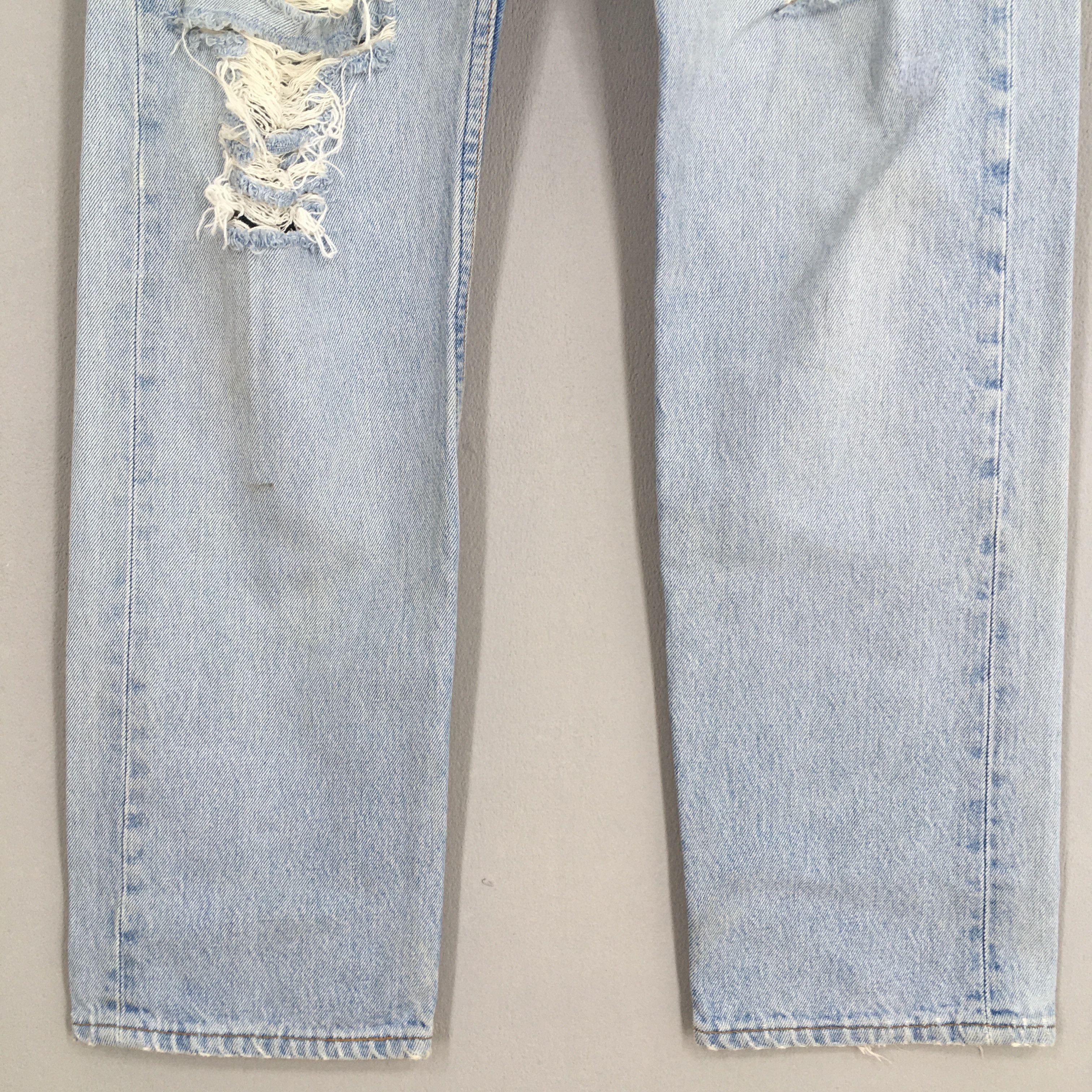 Levi's Size 30x31.5 Vintage 90s Levi's 501 Stonewash Jeans S1875 Size 30" / US 8 / IT 44 - 4 Thumbnail