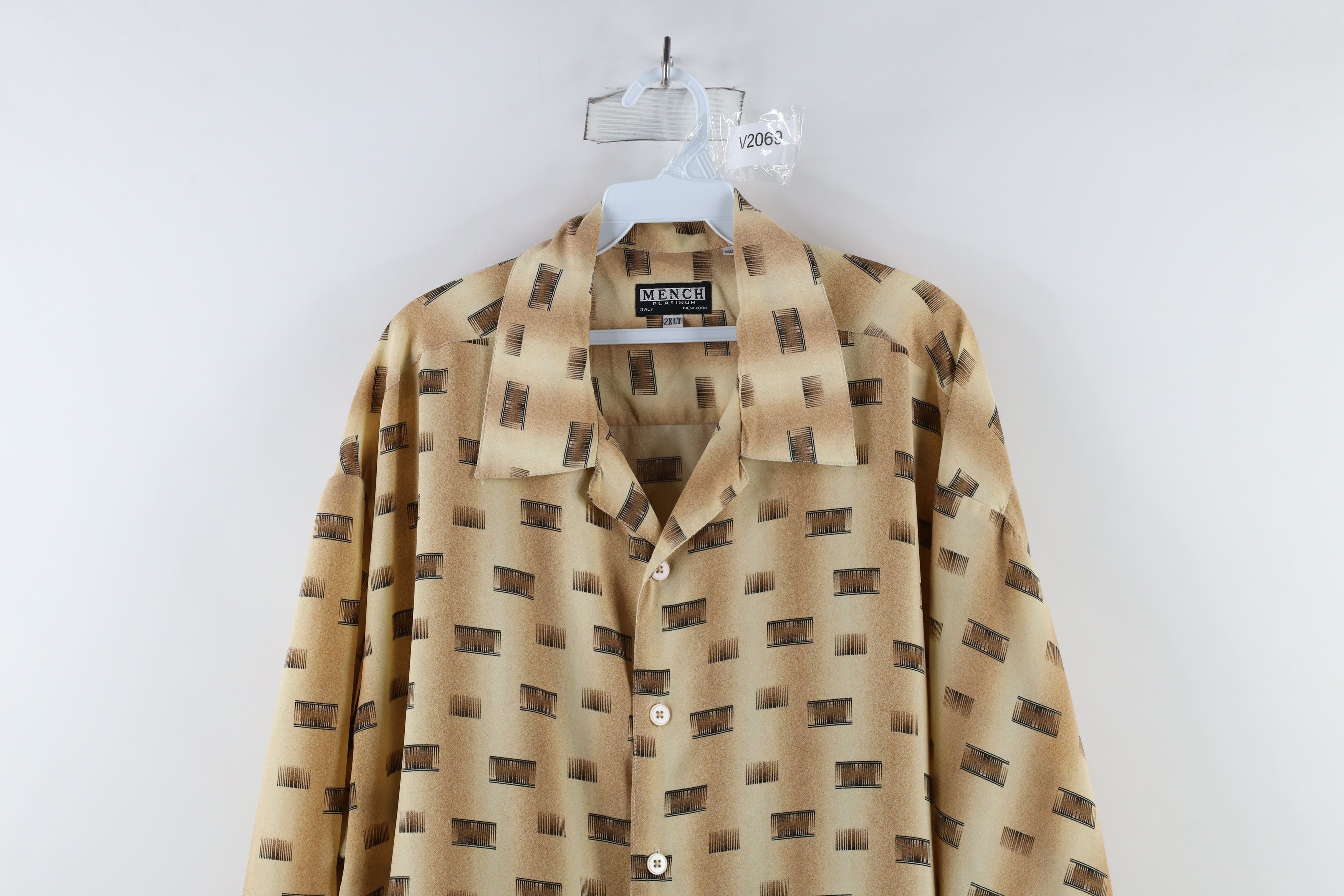 Vintage Vintage 90s Streetwear Camp Collar Short Sleeve Button Shirt Size US XXL / EU 58 / 5 - 2 Thumbnail