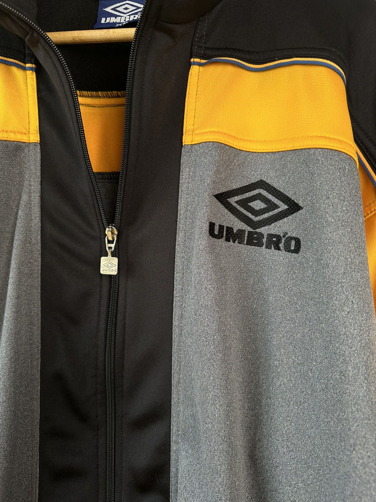 Umbro Vintage UMBRO Full Zip Soccer Track Jacket Size US XL / EU 56 / 4 - 5 Thumbnail
