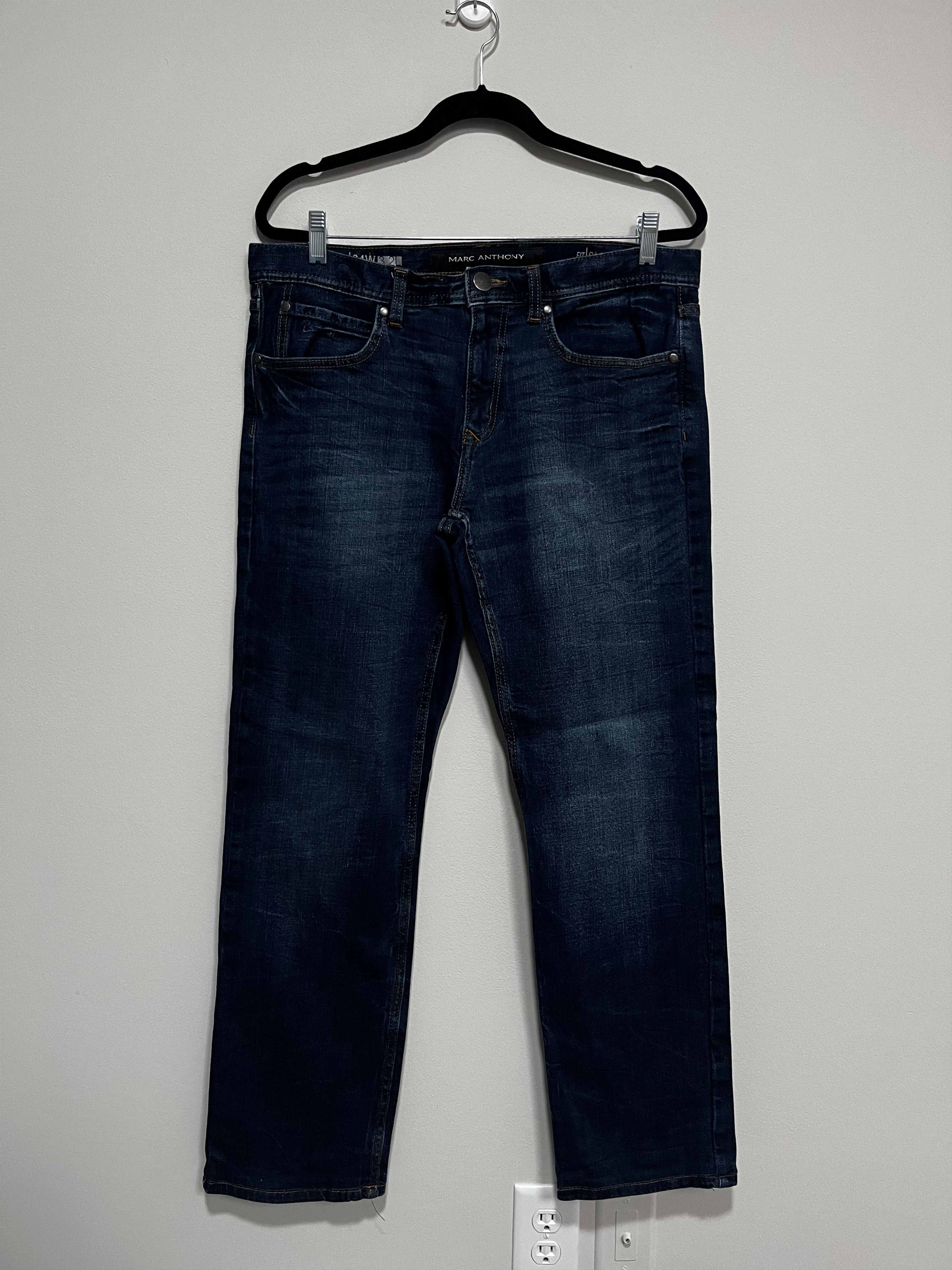 Marc Anthony Marc Anthony Slim Fit Jeans Dark Wash Denim (34x32) Size US 34 / EU 50 - 1 Thumbnail