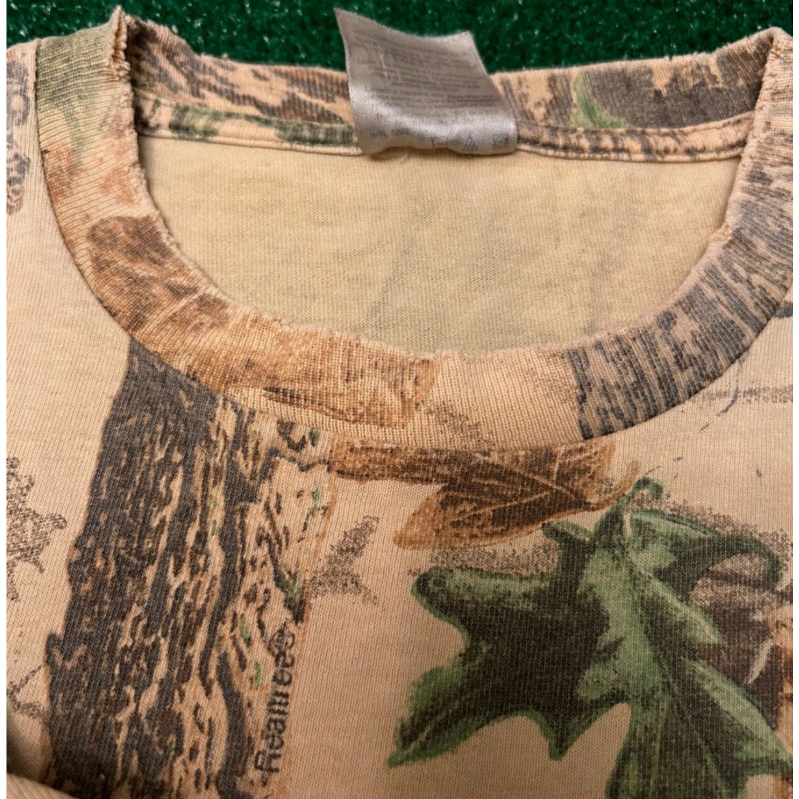 Realtree VINTAGE Realtree VTG Real Tree Camo Shirt Mens 2XL Hunter Skater 90s Y2K Camouflage Short Sleeve Hip Hop Grunge Pockets Size US XXL / EU 58 / 5 - 4 Thumbnail