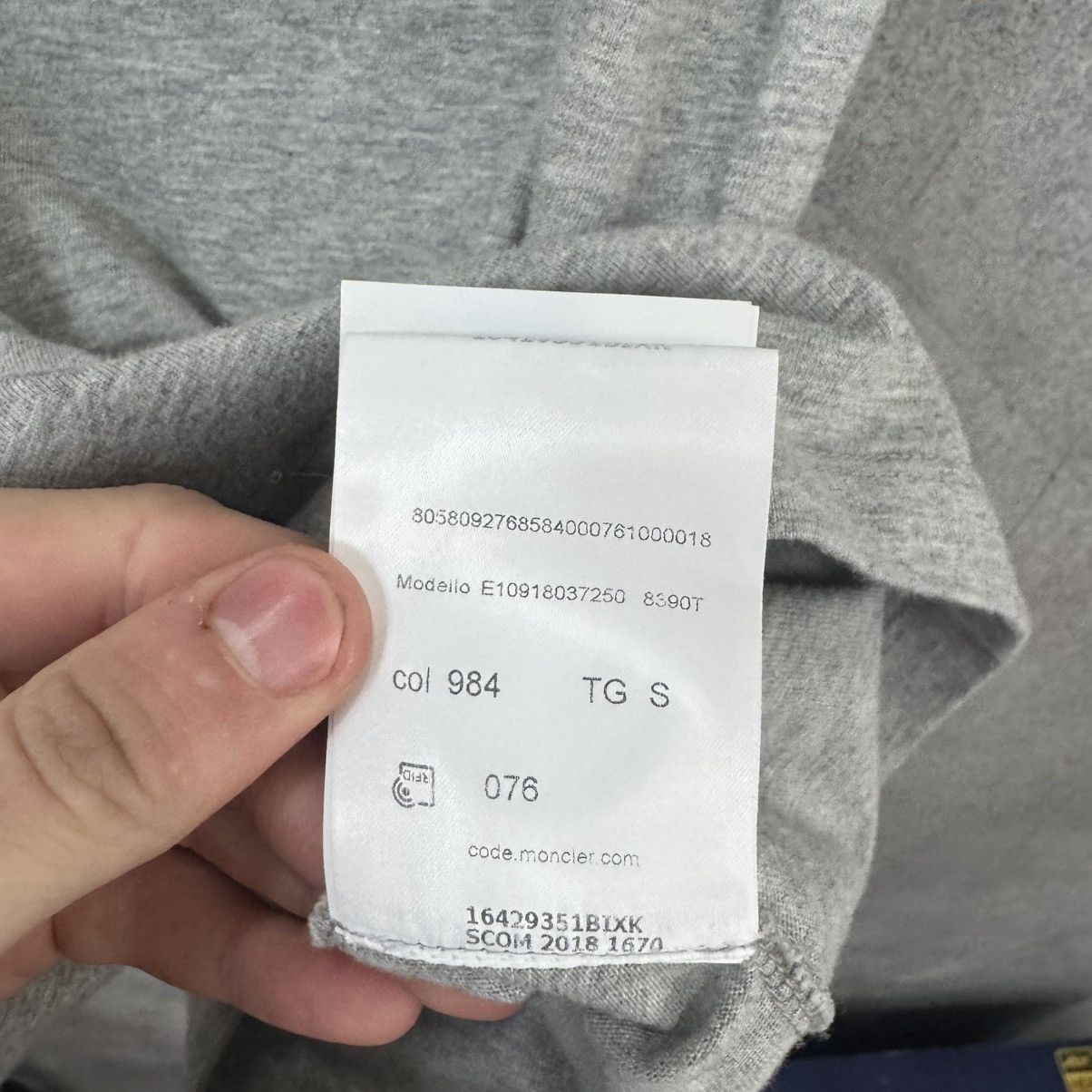 Moncler Moncler T Shirt Size US S / EU 44-46 / 1 - 10 Thumbnail