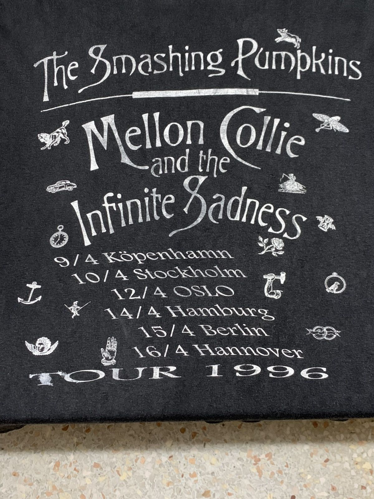 Band Tees 🛒 Vintage The Smashing Pumpkins Zero – Tour 1996 Shirt Size US L / EU 52-54 / 3 - 9 Thumbnail