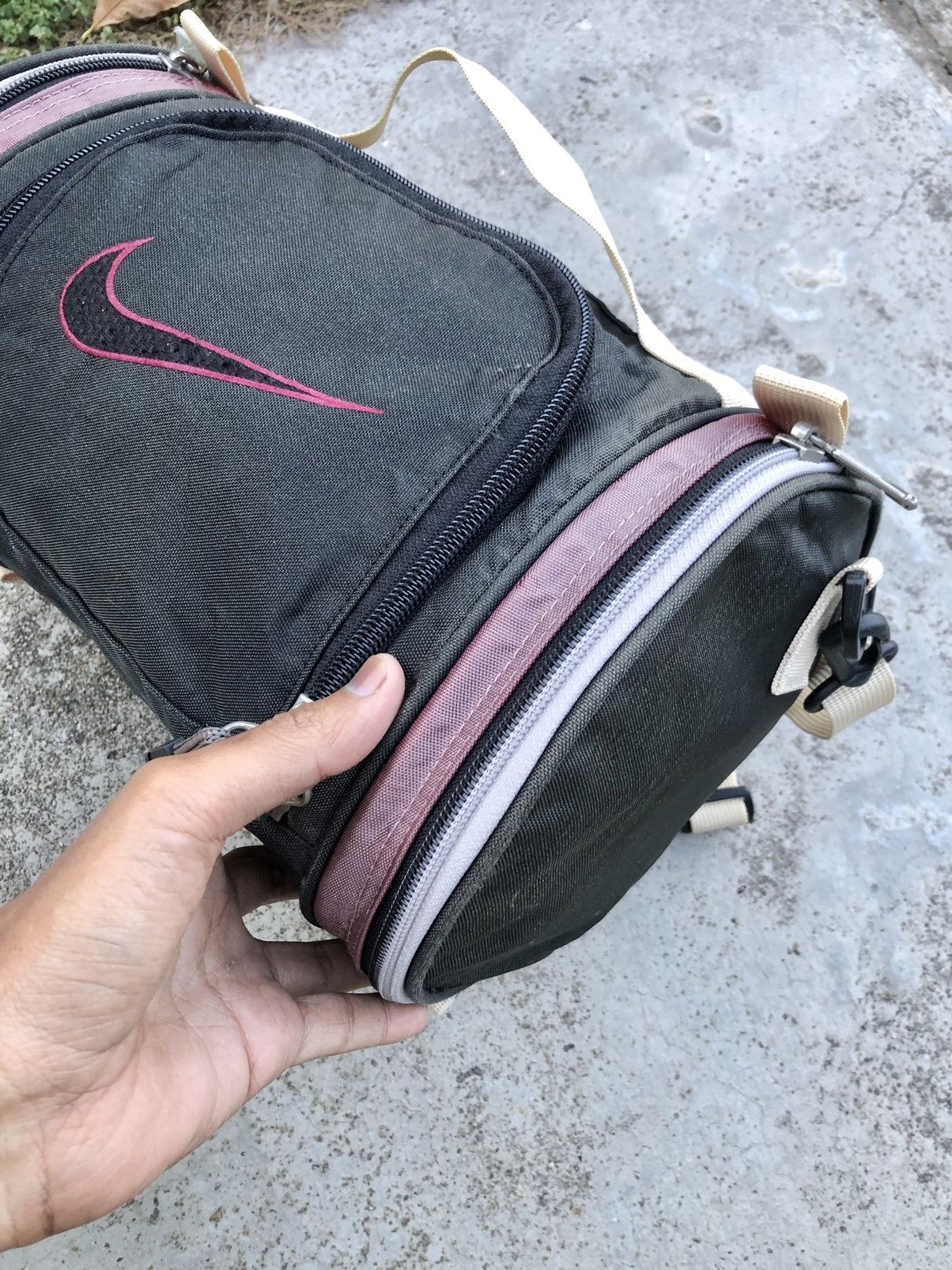 Nike VINTAGE SUN FADED NIKE BOSTON/DUFFEL BAG Size ONE SIZE - 4 Thumbnail