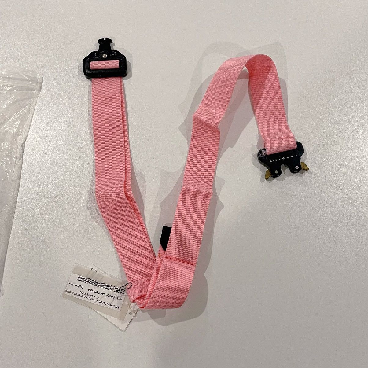 1017 ALYX 9SM 1017 ALYX 9SM pink rollercoster belt Size ONE SIZE - 1 Thumbnail