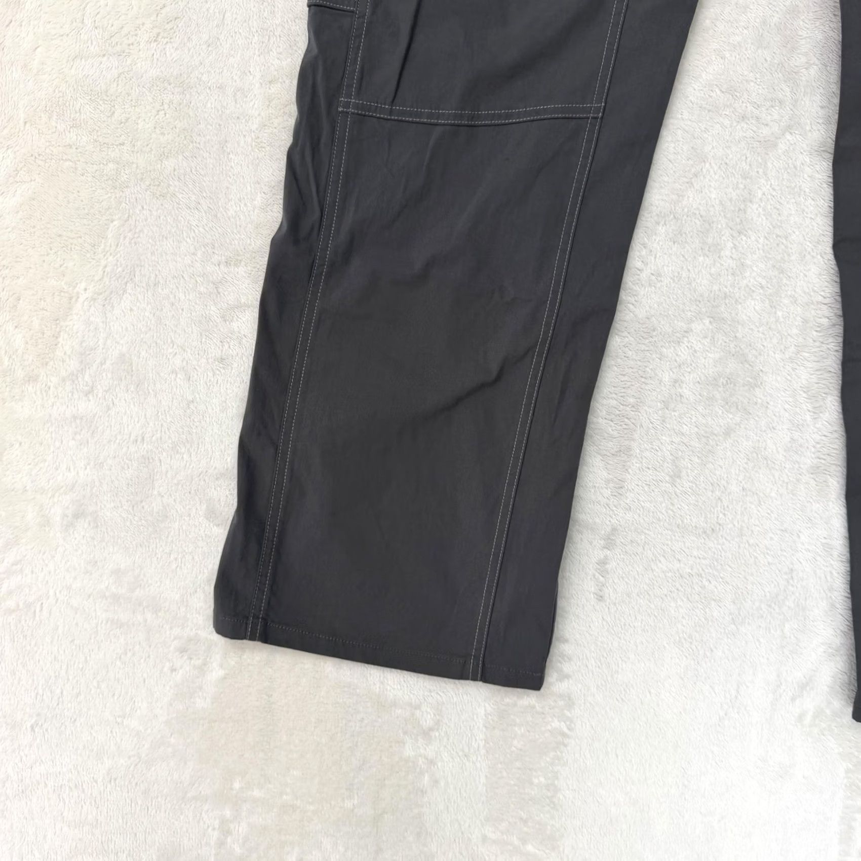 Vintage Kuhl Legendary Pants Womens 36x32 Gray Cargo Hiking Travel Outdoor Straight Leg Pants Women Gray 36x32 Regular Pocket 5-Pocket Design Mens? Size 25" / US 0 / IT 36 - 5 Thumbnail