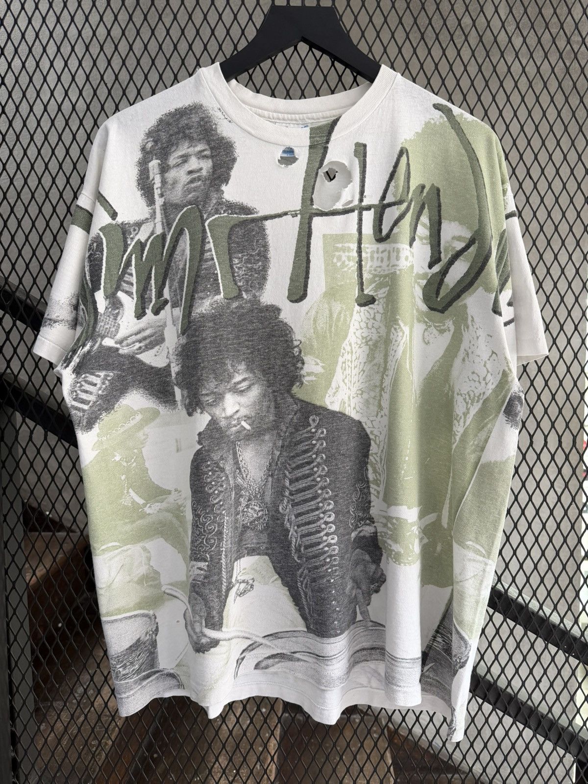 Jimi Hendrix Vintage 1990s Jimi Hendrix AOP Trashed Tee Size US XL / EU 56 / 4 - 1 Thumbnail