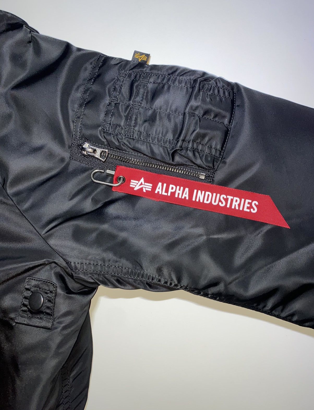Alpha Industries Alpha Industries Bomber Jacket (XL) Size US XL / EU 56 / 4 - 5 Thumbnail