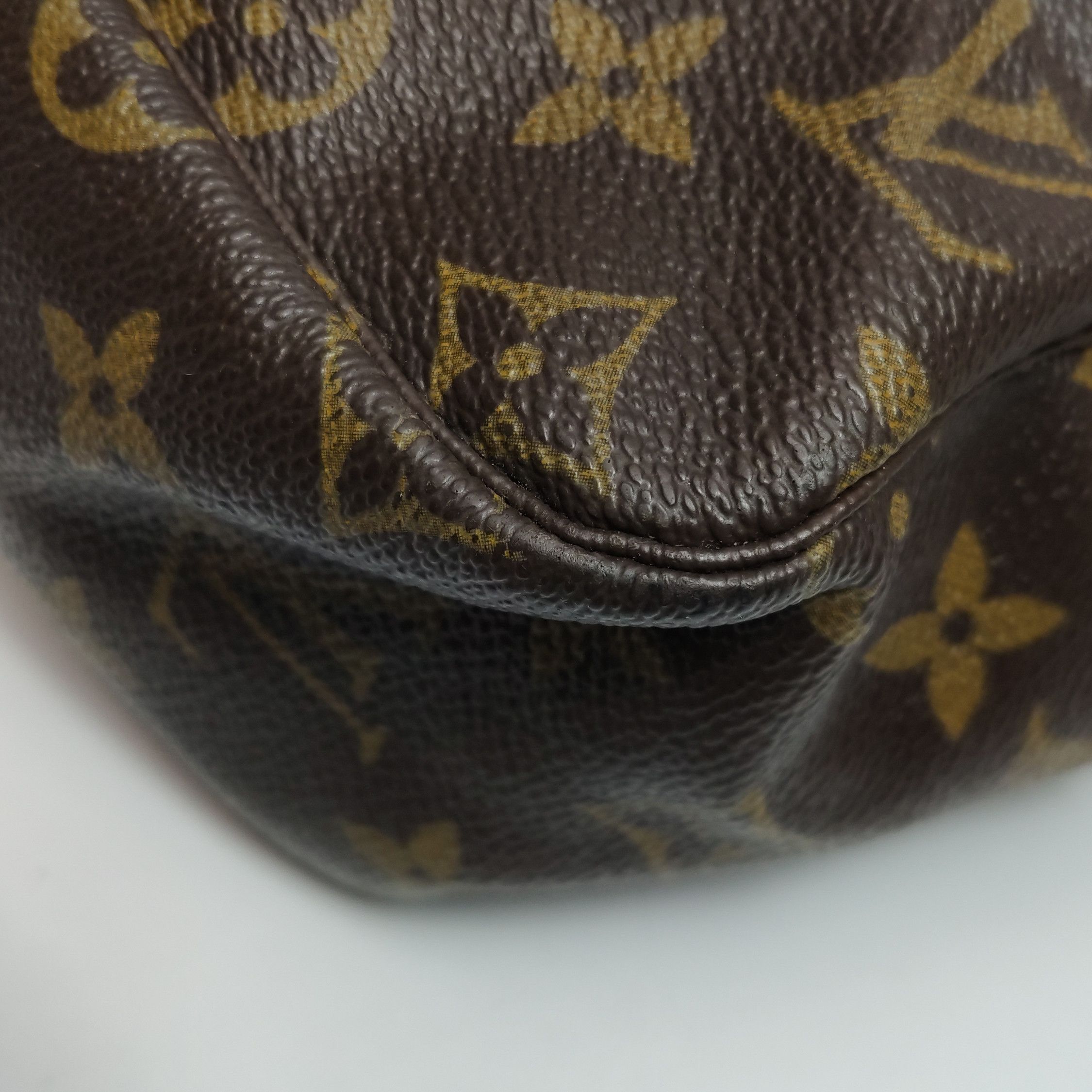 Louis Vuitton Louis Vuitton (LV) TrousseToilette old flower zipper clutch Size ONE SIZE - 8 Thumbnail