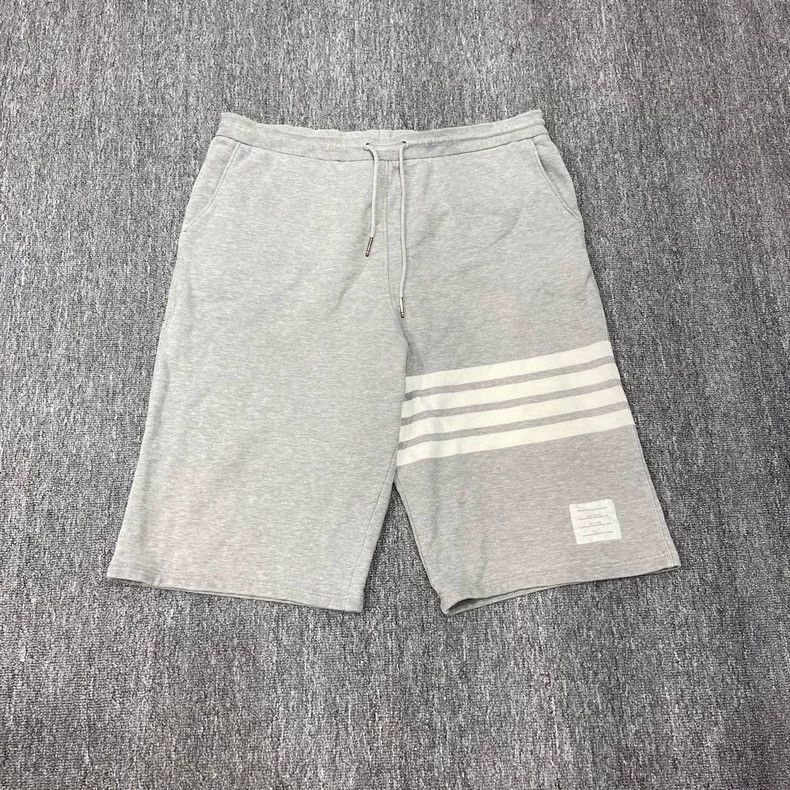 Thom Browne Thom Browne Size 5 Gray shorts 2506-Nextarrow Size US 35 - 1 Thumbnail