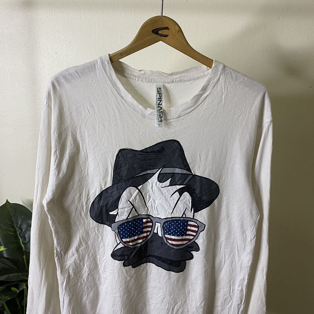 Japanese Brand Spinash x Disney Donald Duck Big Face Collaboration LS Tee Size US M / EU 48-50 / 2 - 2 Thumbnail