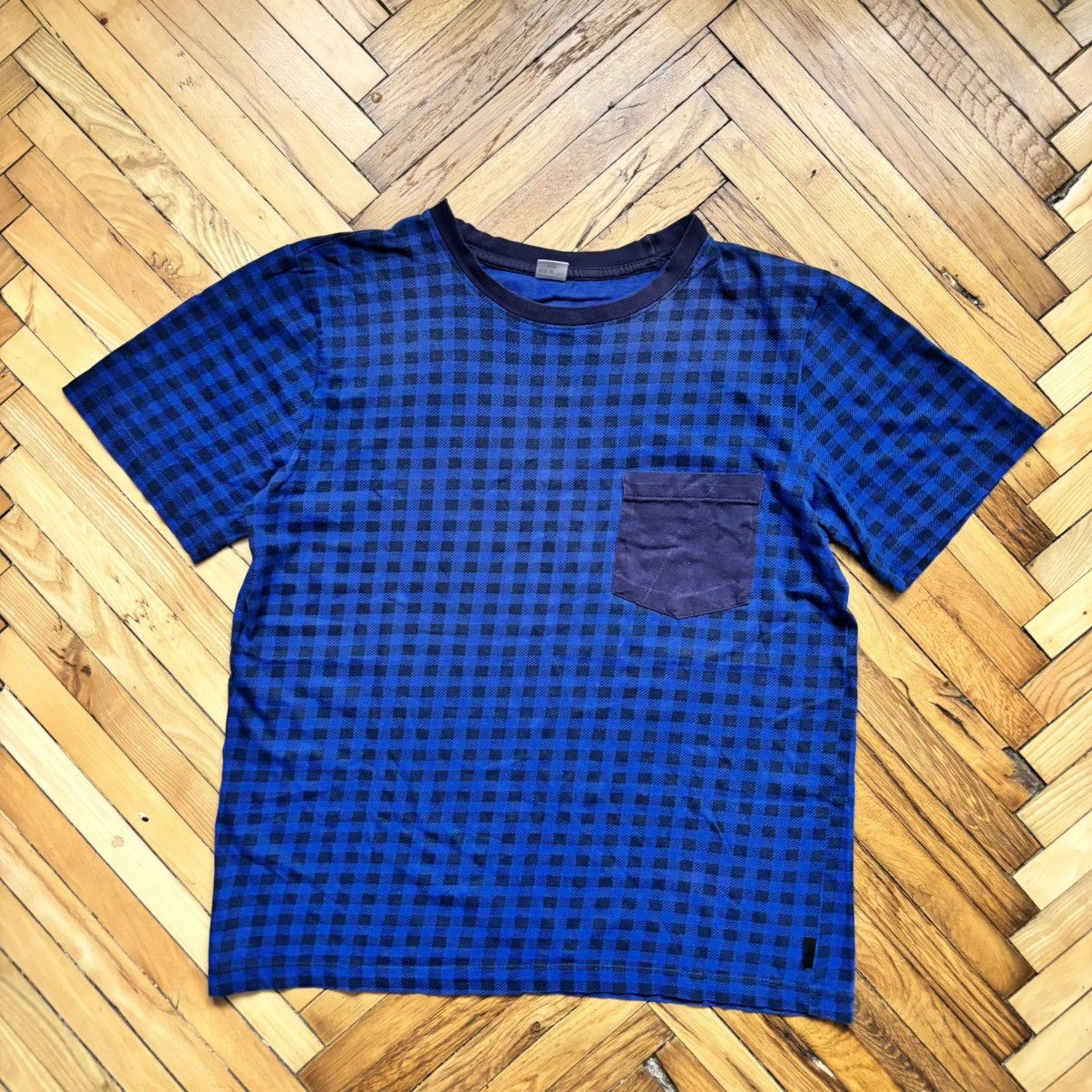 Vintage Vintage 90’s Flared Mono Pocket T-Shirt Size US M / EU 48-50 / 2 - 1 Thumbnail