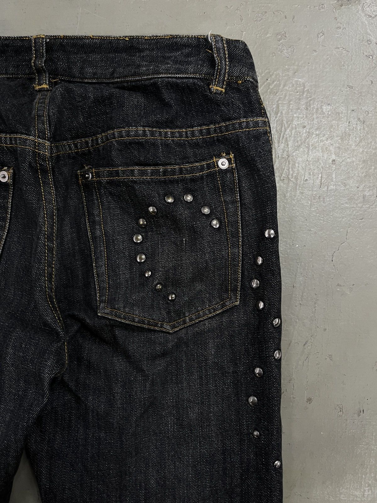 If Six Was Nine 2000s Katherine Hamnett London Tribal Studded Flared Jeans Size US 30 / EU 46 - 11 Thumbnail