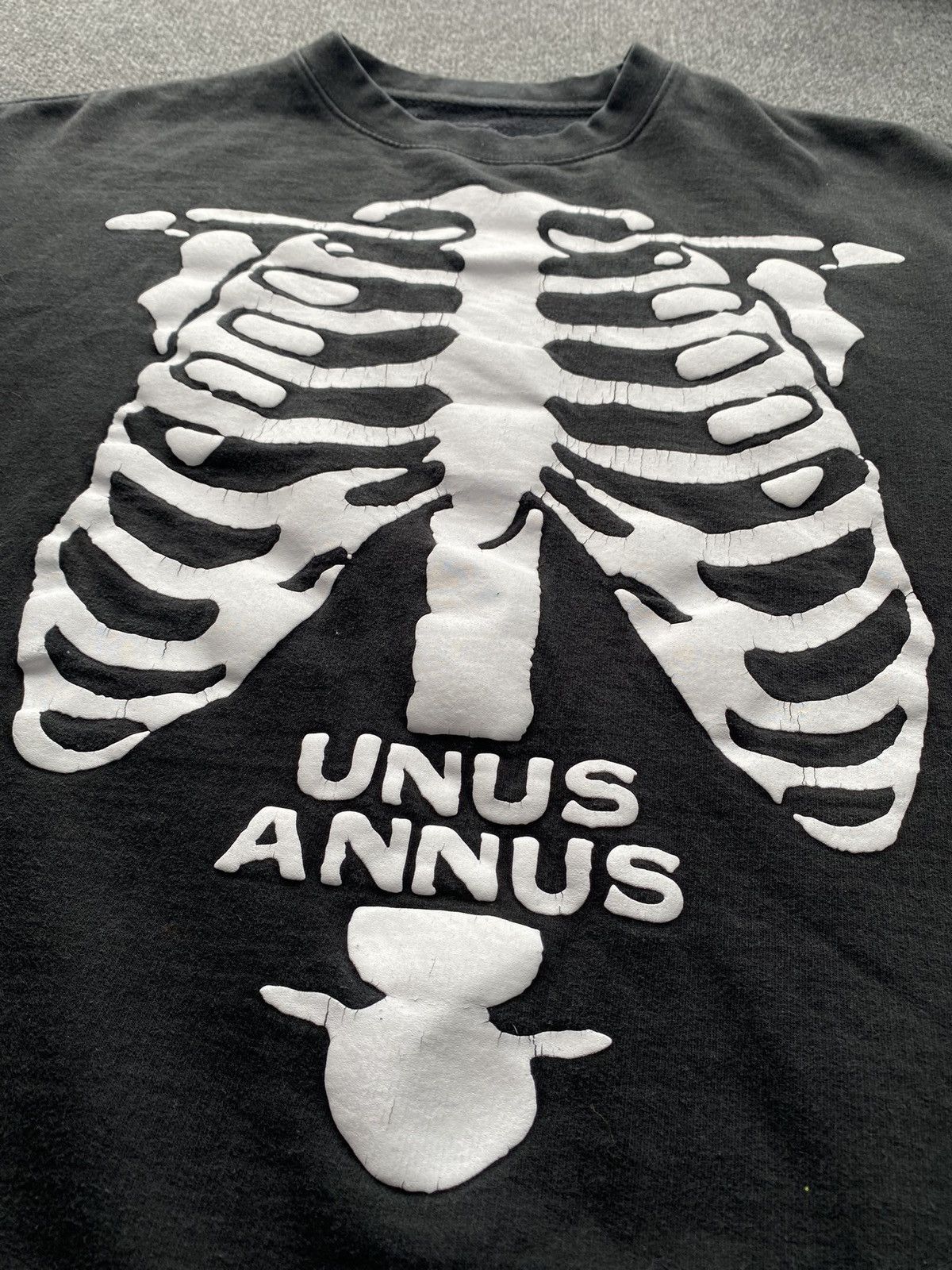 Other 🔥Unus Annus Skeleton Independent Faded black sweatshirt rare Size US M / EU 48-50 / 2 - 2 Thumbnail
