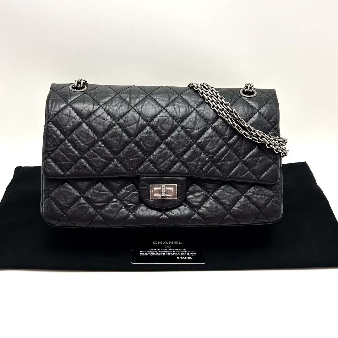Chanel Pre-loved Bag Very good condition Size ONE SIZE - 1 Thumbnail