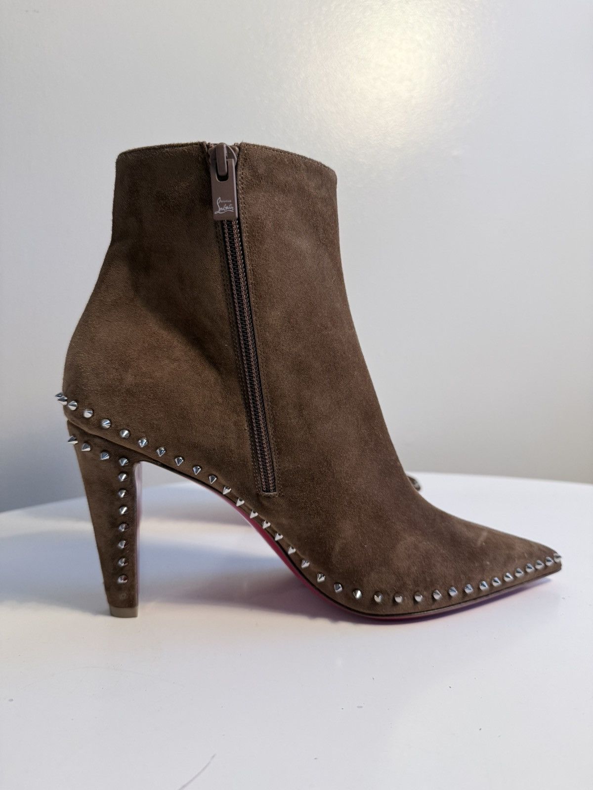 Christian Louboutin NEW UNWORN LOUBOUTIN Vidura studded suede ankle boots flaws Size US 10 / IT 40 - 11 Thumbnail
