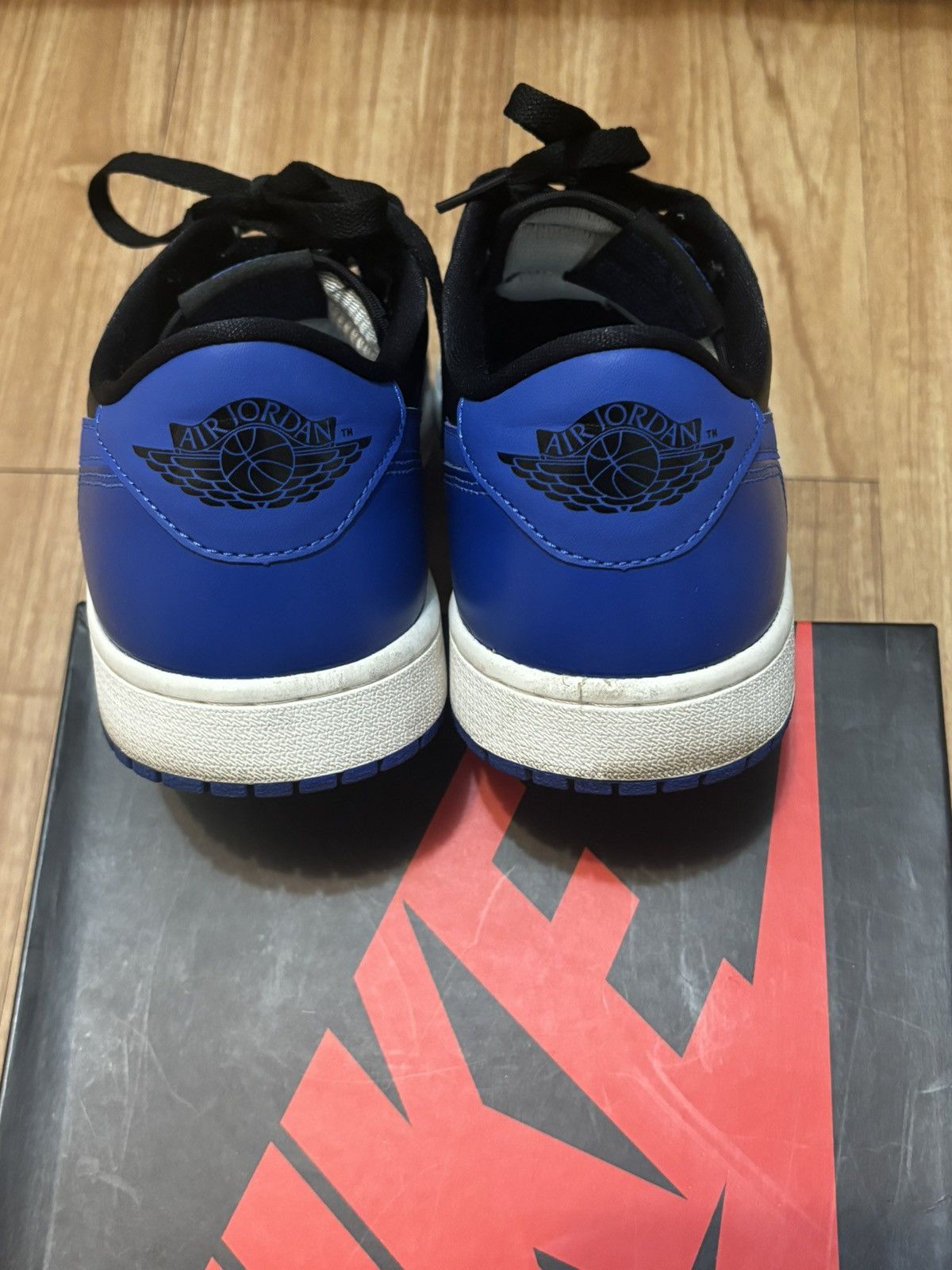Nike AIR JORDAN 1 RETRO LOW OG Size US 11.5 / EU 44-45 - 4 Thumbnail