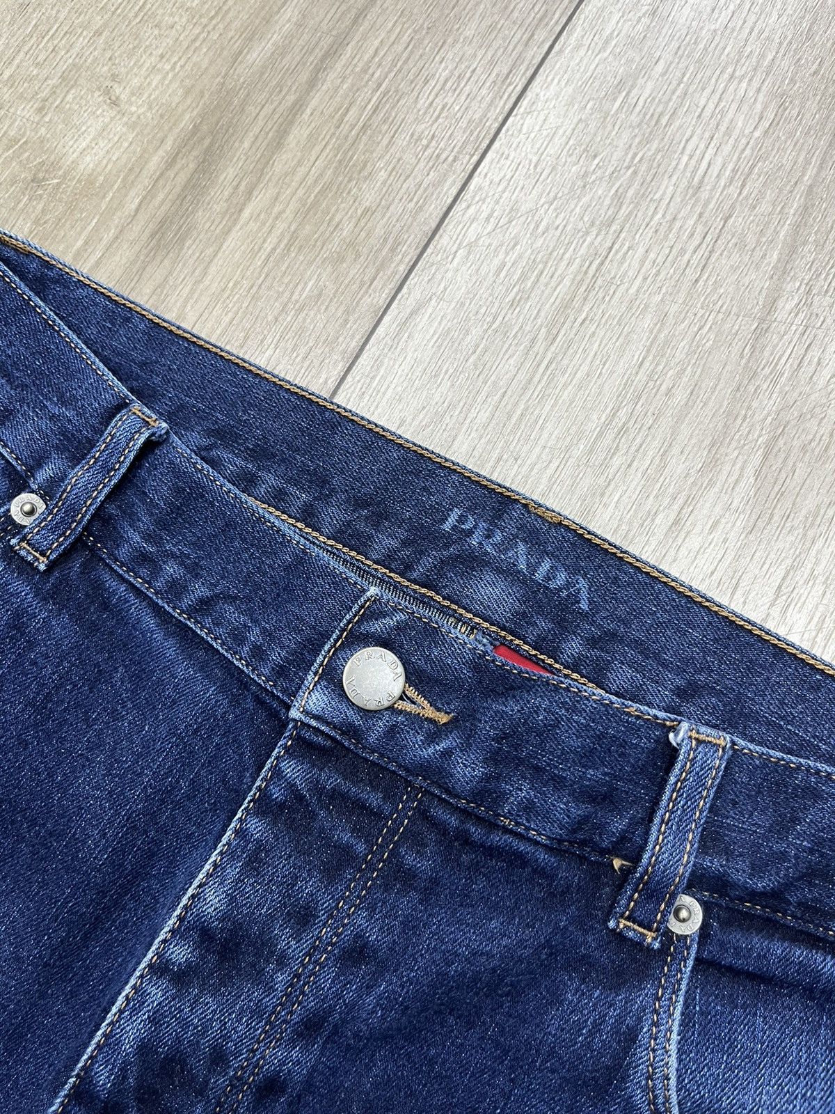 Prada 🔴 PRADA CLASSIC FIT LUXURY JEANS TAB MILANO Y2K RARE DENIM Size US 34 / EU 50 - 7 Thumbnail