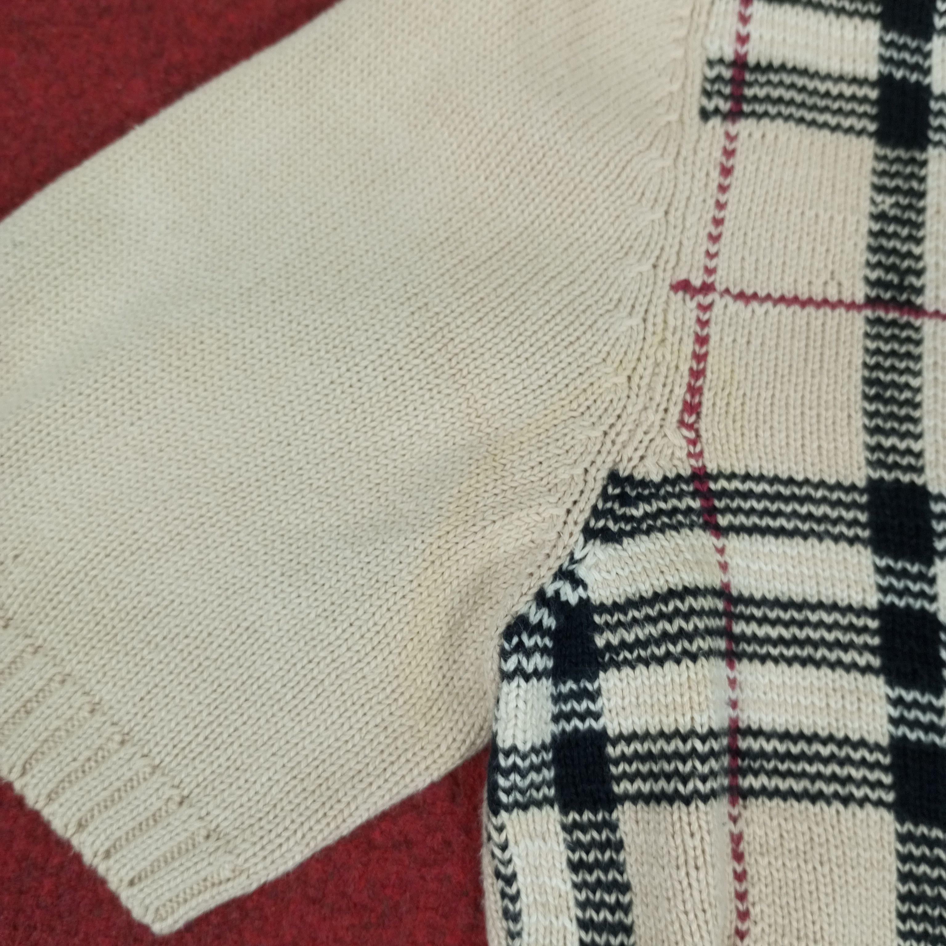 Burberry × Vintage Burberry London Nova Check Design Fashion Style Tshirt Size S / US 4 / IT 40 - 7 Thumbnail