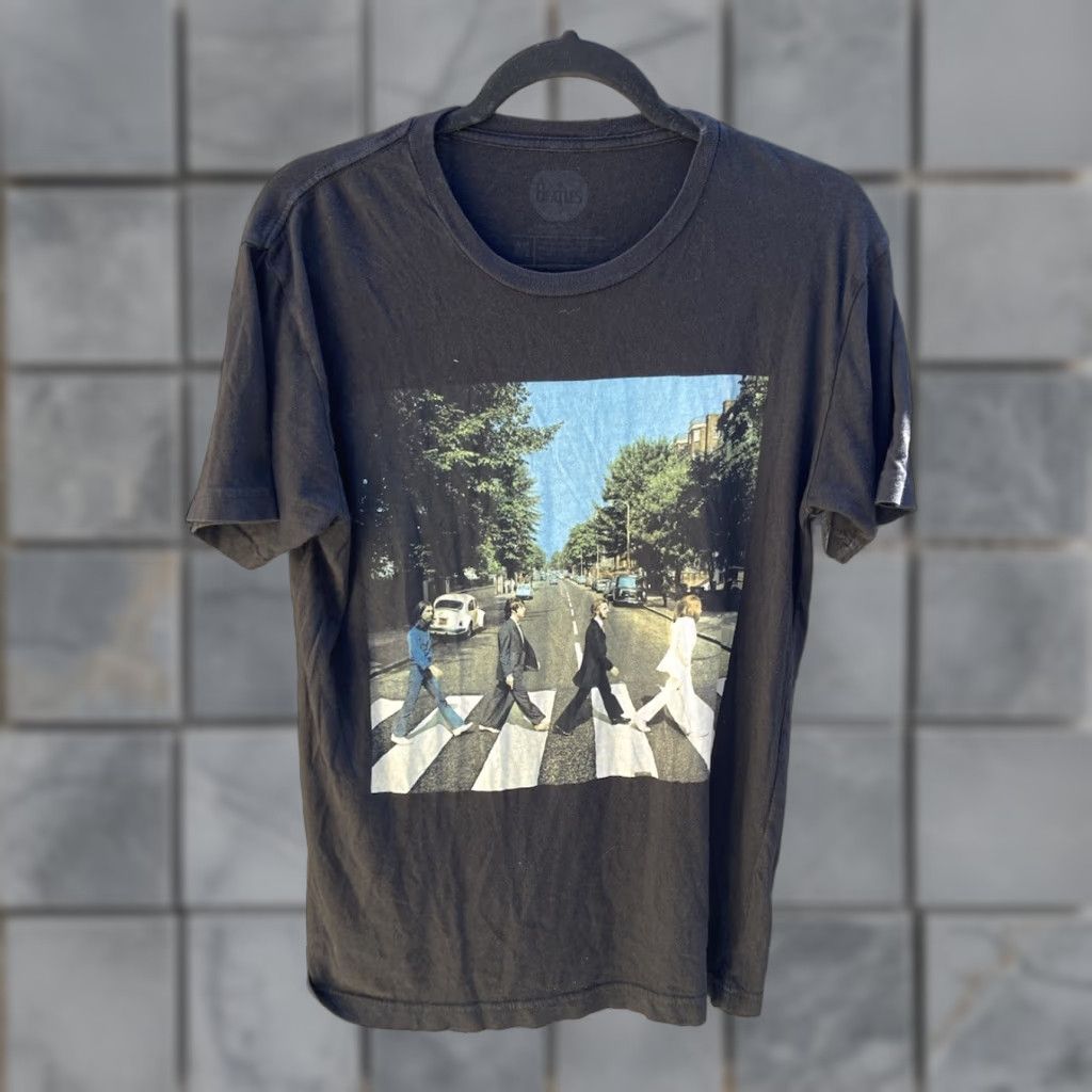 Vintage The Beatles Abbey Road T-Shirt Black Classic 60s MEN'S M Cotton Lennon Short Sleeve Crew Neck Graphic Print Vintage: No Size US M / EU 48-50 / 2 - 1 Thumbnail
