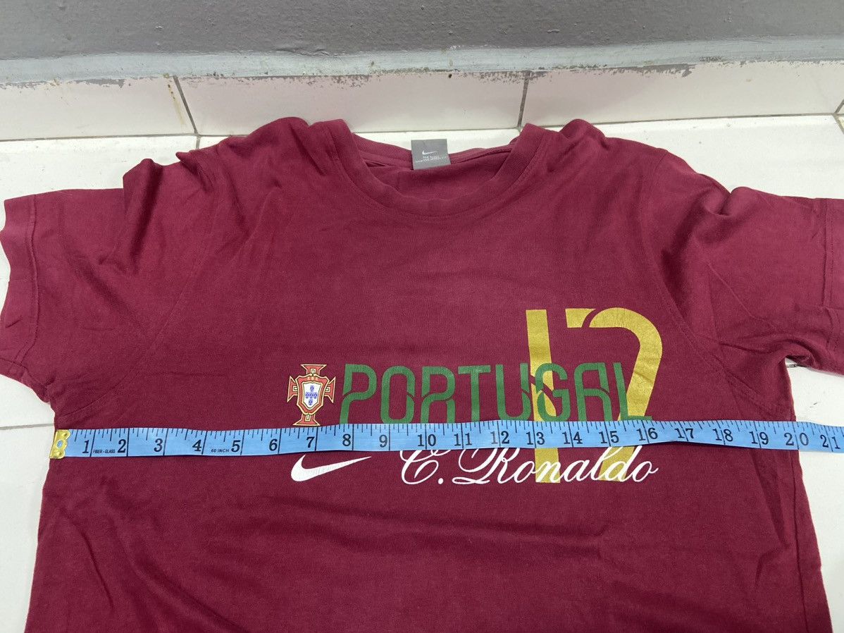 Nike NIKE CRISTIANO RONALDO 17 PORTUGAL 2003/04 TEE Size US M / EU 48-50 / 2 - 15 Thumbnail