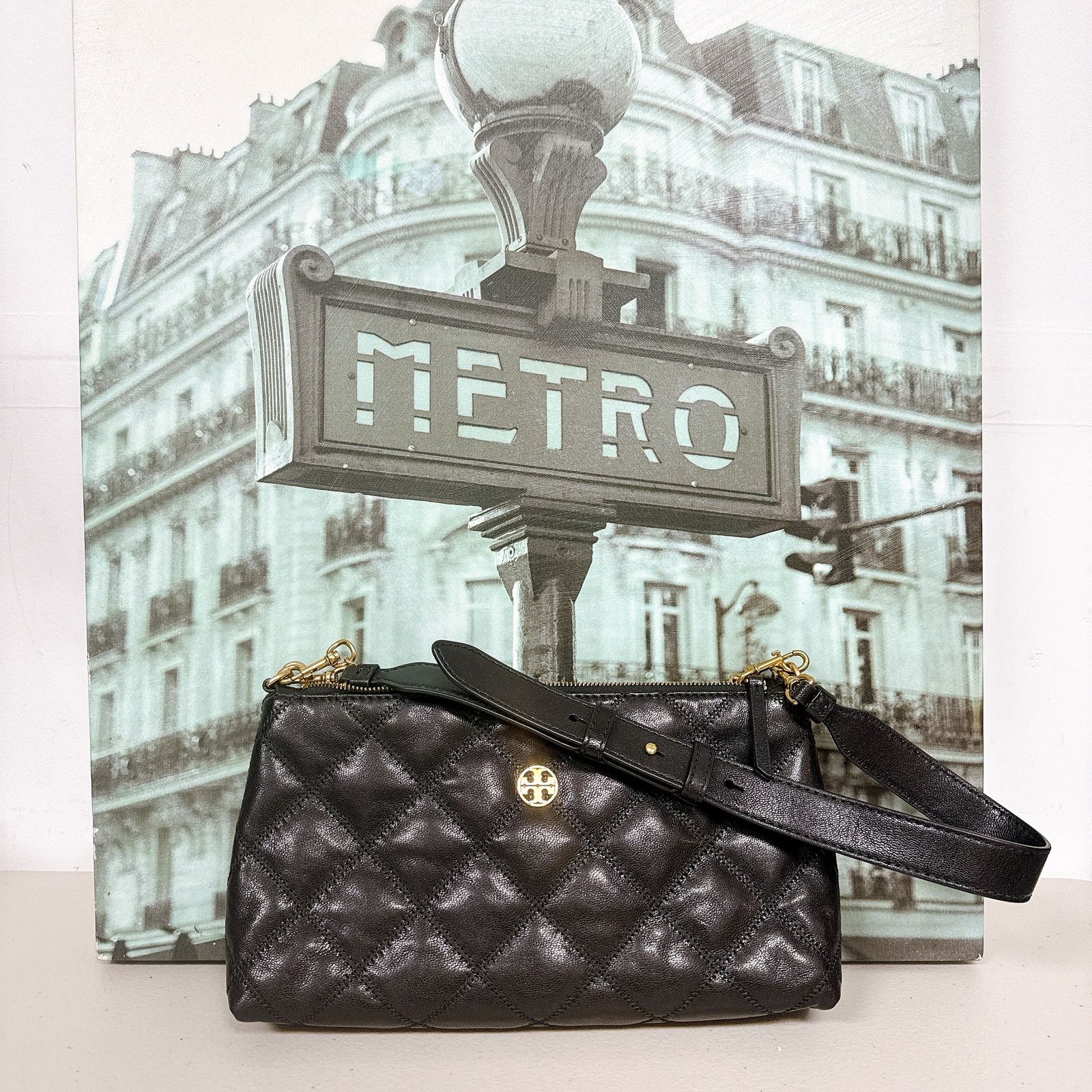 Tory Burch Tory Burch 160651 Willa Zip Shoulder Bag IN Black Size ONE SIZE - 1 Thumbnail