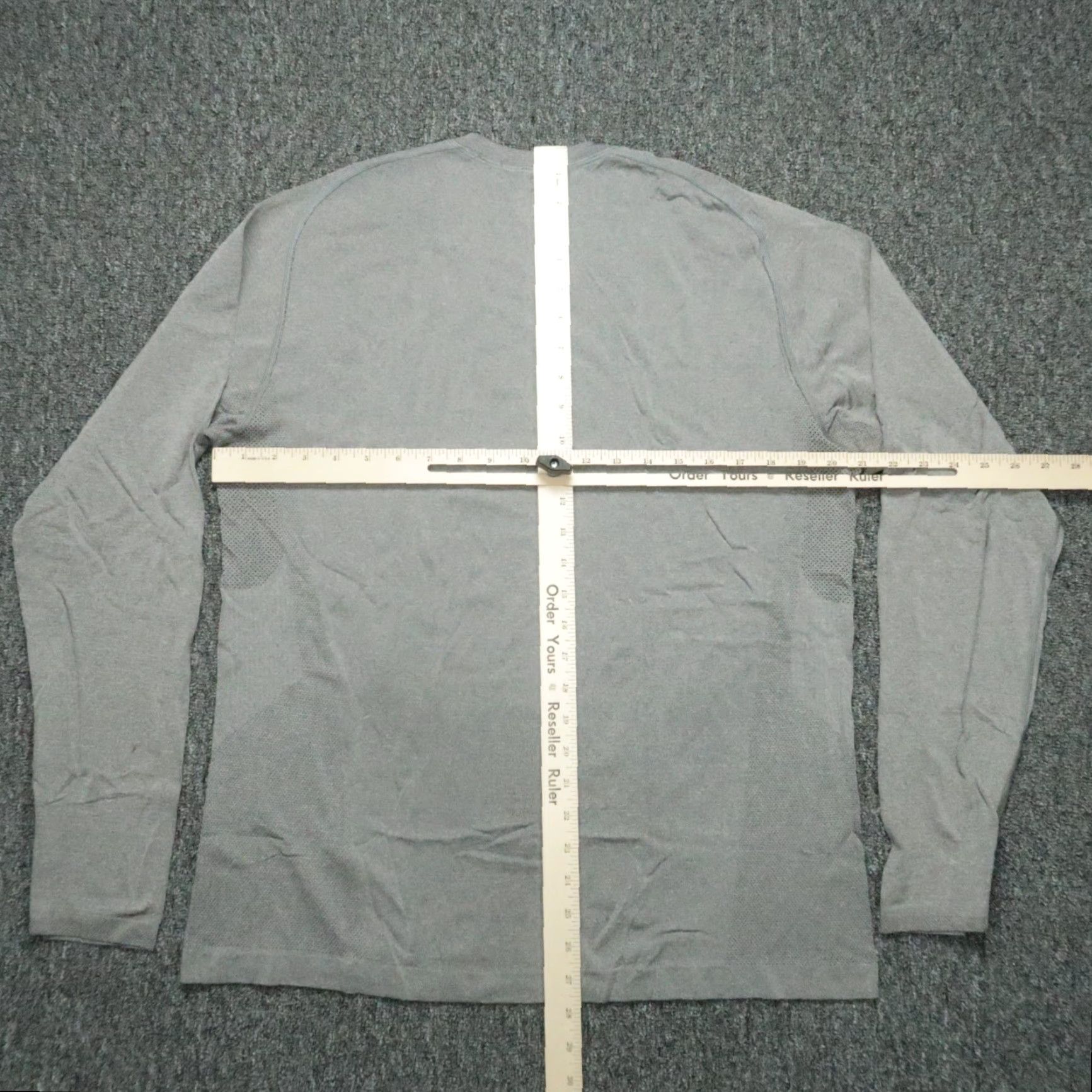 Lululemon Lululemon Shirt Mens L Gray Deer Buck Long Sleeve Metal Vent Tech Fitness Size US L / EU 52-54 / 3 - 6 Thumbnail