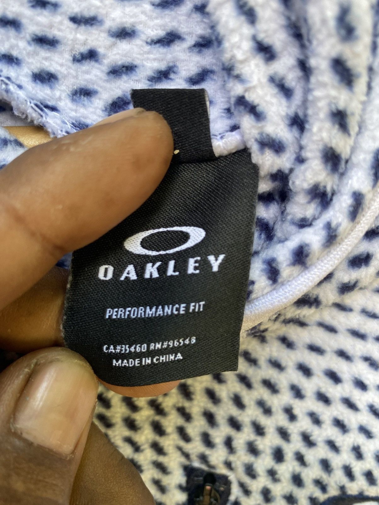 Oakley Vintage Oakley turtle neck long sleeve Size US XL / EU 56 / 4 - 7 Thumbnail