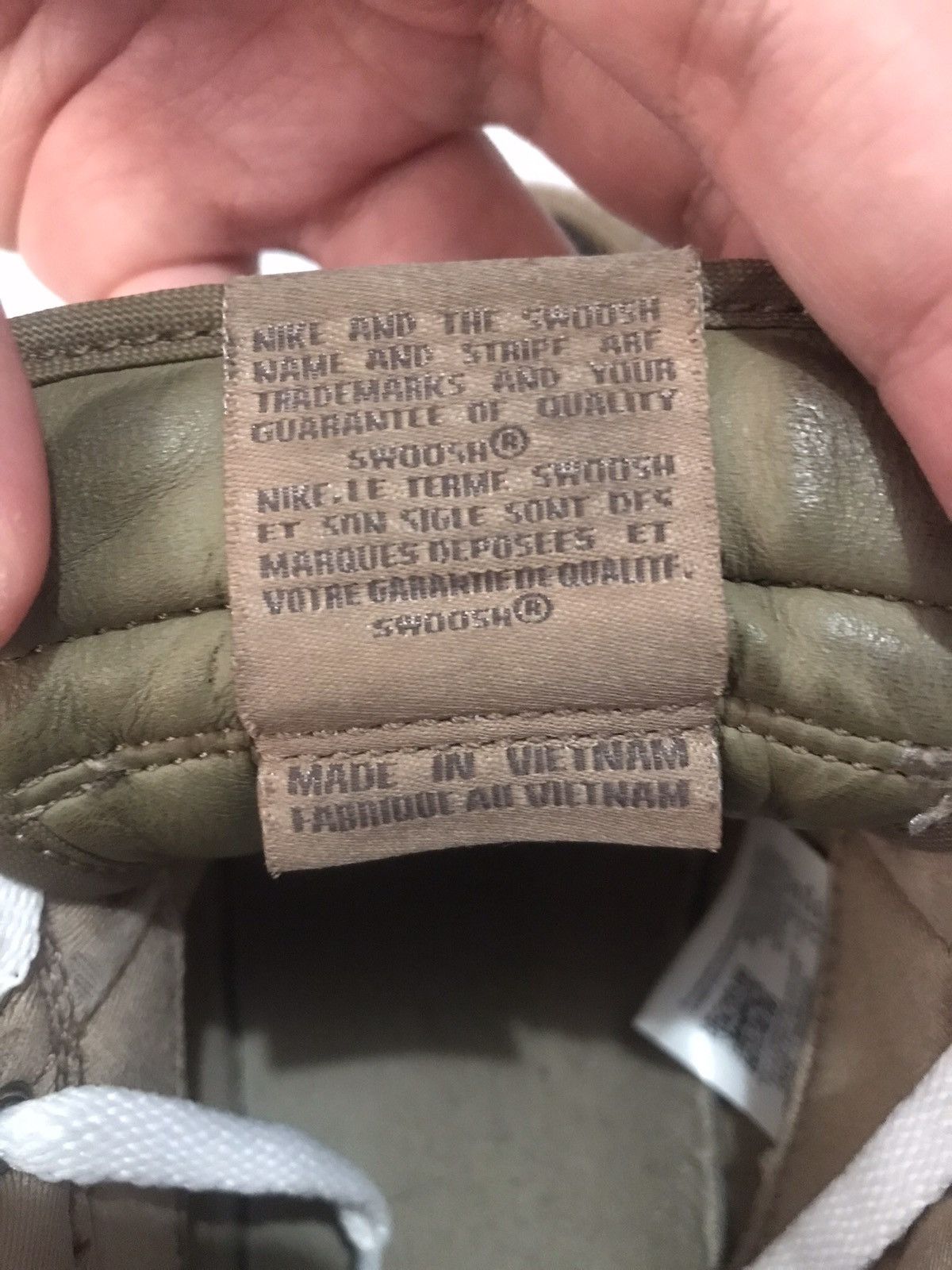 Nike Nike Dunk Low x Undefeated ‘Canteen’ Size US 9.5 / EU 42-43 - 7 Thumbnail