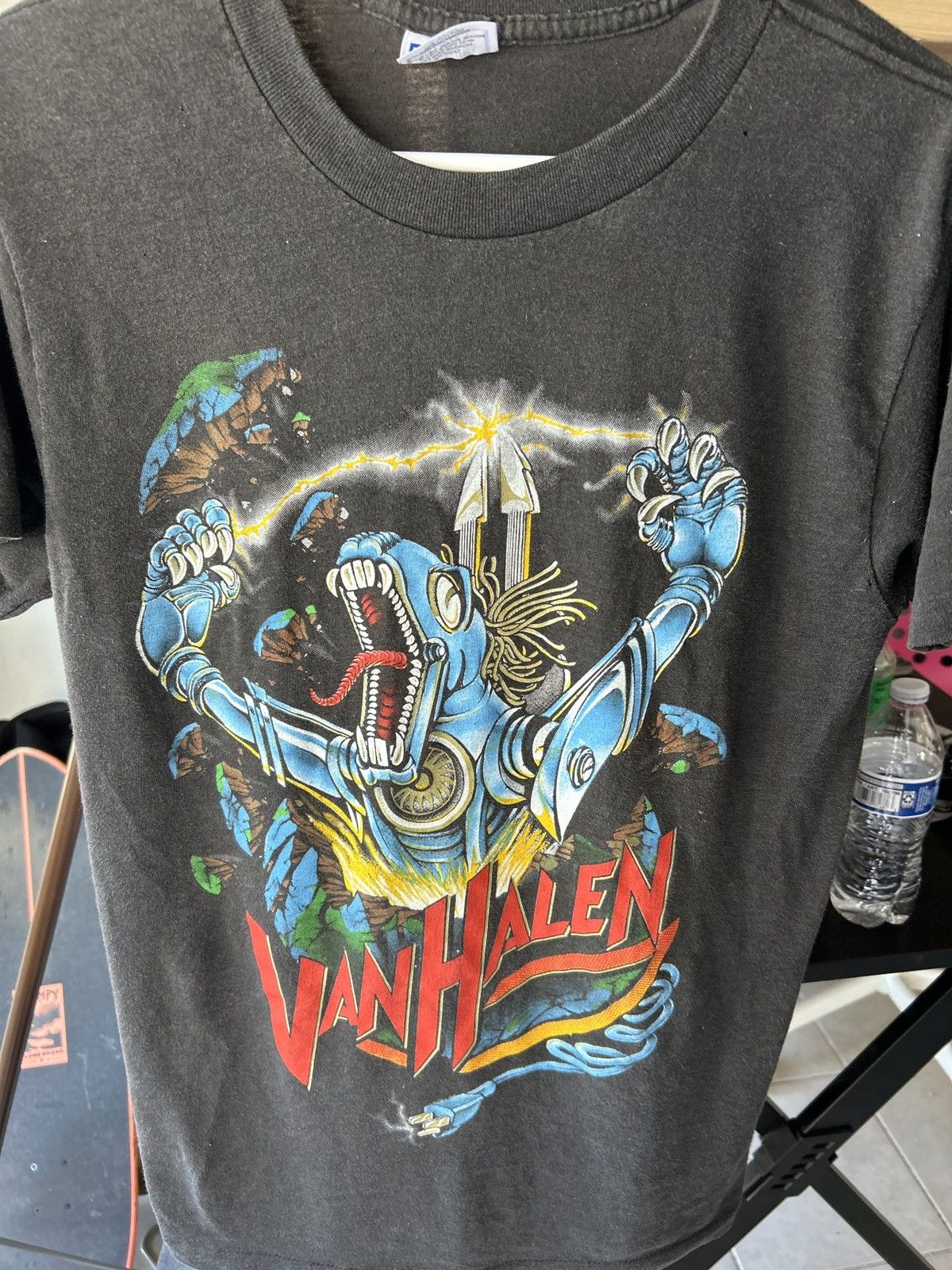 Vintage REAL 1989 VINTAGE VAN HALEN TEE Size US L / EU 52-54 / 3 - 2 Thumbnail
