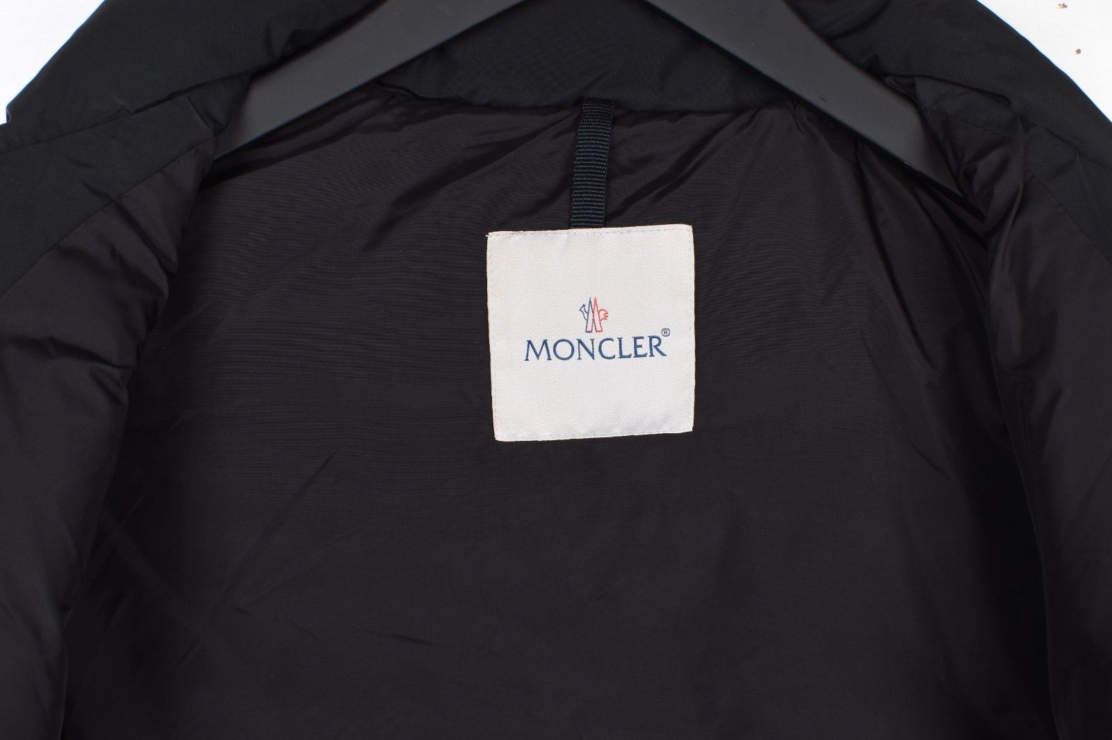 Moncler Original Moncler Women Down Coat Size 1 Small H5750 Size S / US 4 / IT 40 - 4 Thumbnail