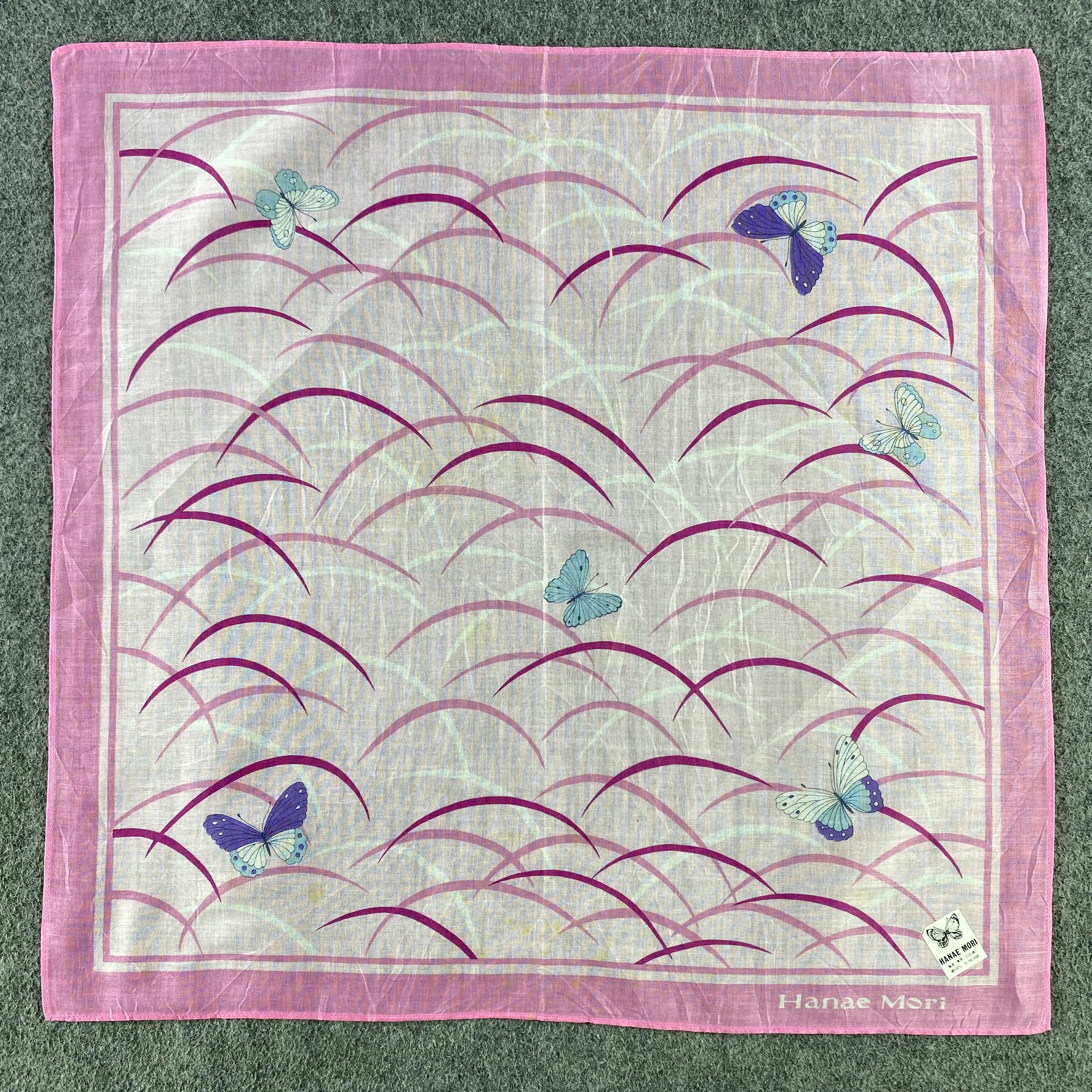 Hanae Mori Hanae Mori Handkerchief/Neckerchief/Bandana HC808 Size ONE SIZE - 1 Thumbnail