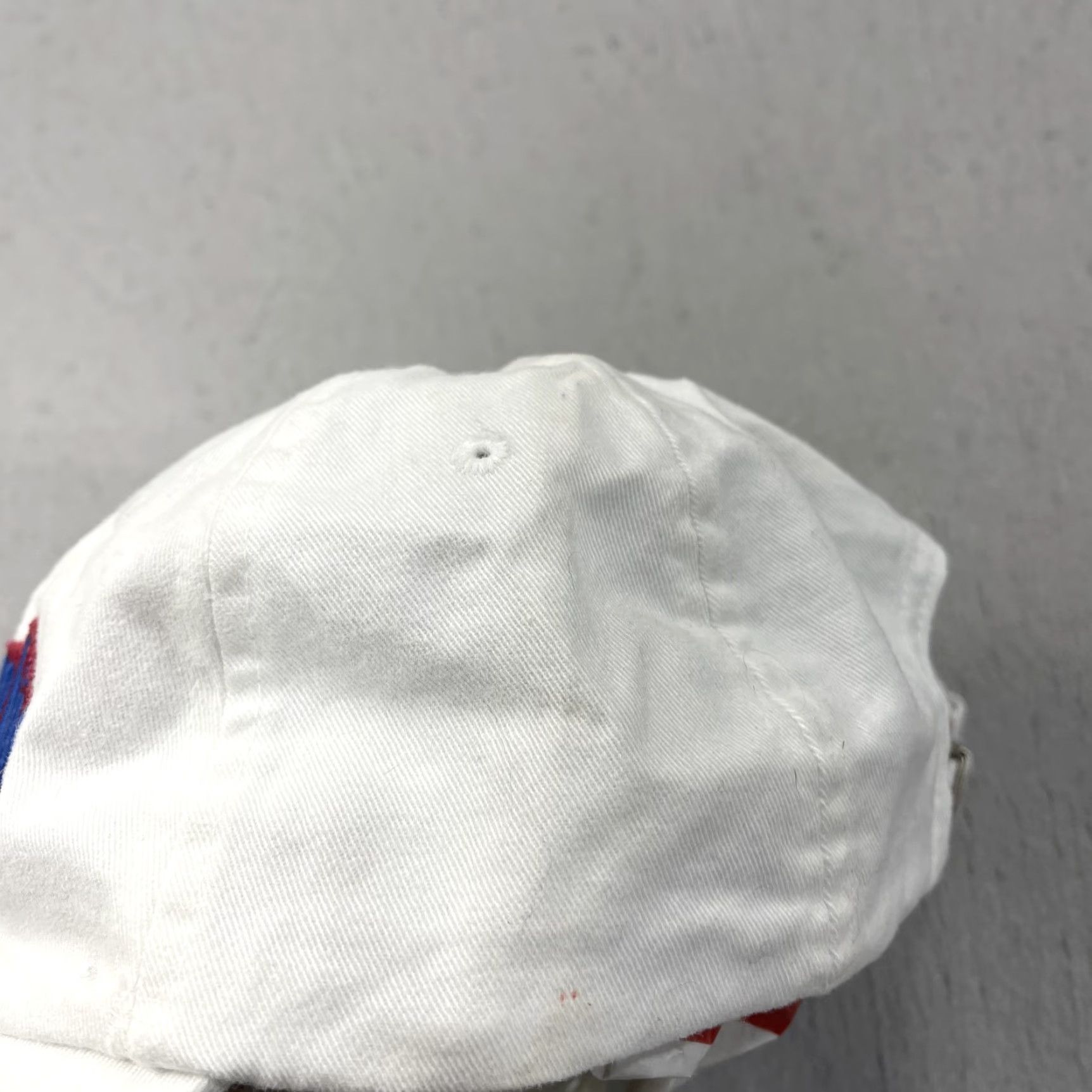 Abercrombie & Fitch VINTAGE Abercrombie & Fitch Hat Men One Size White Baseball Cap Adjustable Moose Script Distressed Logo Y2K 90s Dad Outdoor Casual Travel Mens Size ONE SIZE - 4 Thumbnail