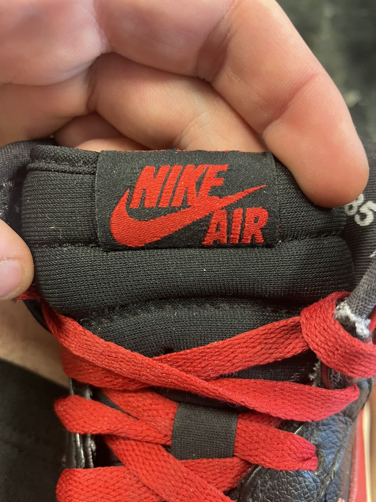 Nike Jordan 1 Banned (2011) Size US 10 / EU 43 - 6 Thumbnail