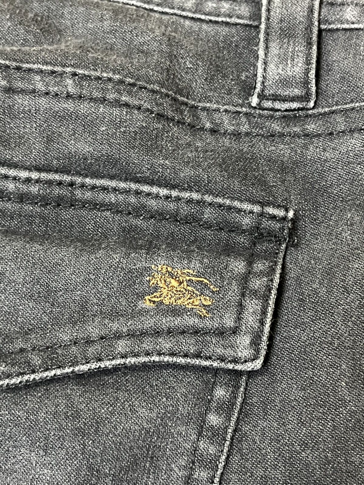 Burberry Iconic🔥BURBERRY BLUE LABEL ankle cropped jeans Size 30" / US 8 / IT 44 - 9 Thumbnail