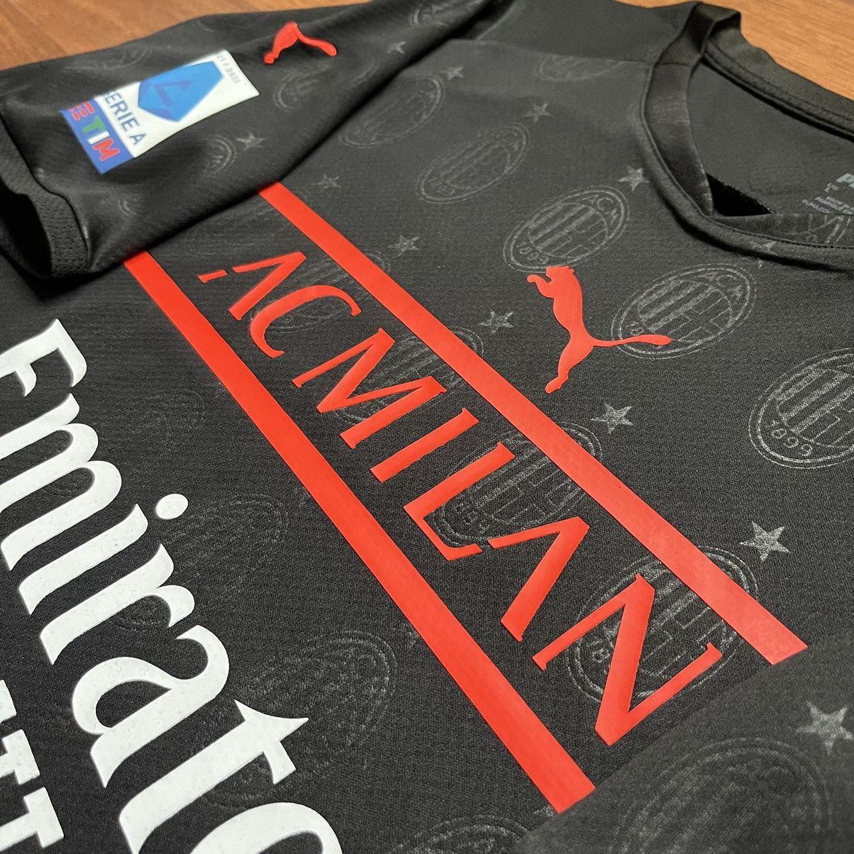 Puma × Vintage NWT AC MILAN PUMA 2021/2022 FOOTBALL THIRD JERSEY #17 LEAO Size US L / EU 52-54 / 3 - 13 Thumbnail