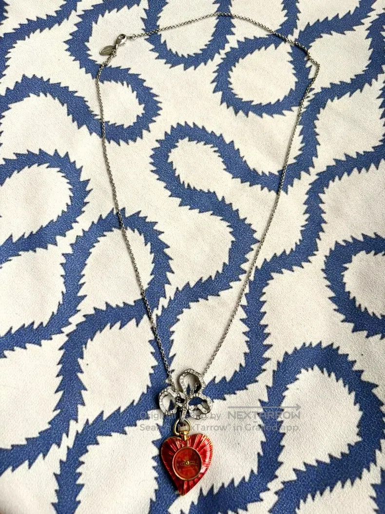 Vivienne Westwood Vivienne Westwood Bow Tie Heart Pendant Necklace Size ONE SIZE - 4 Thumbnail
