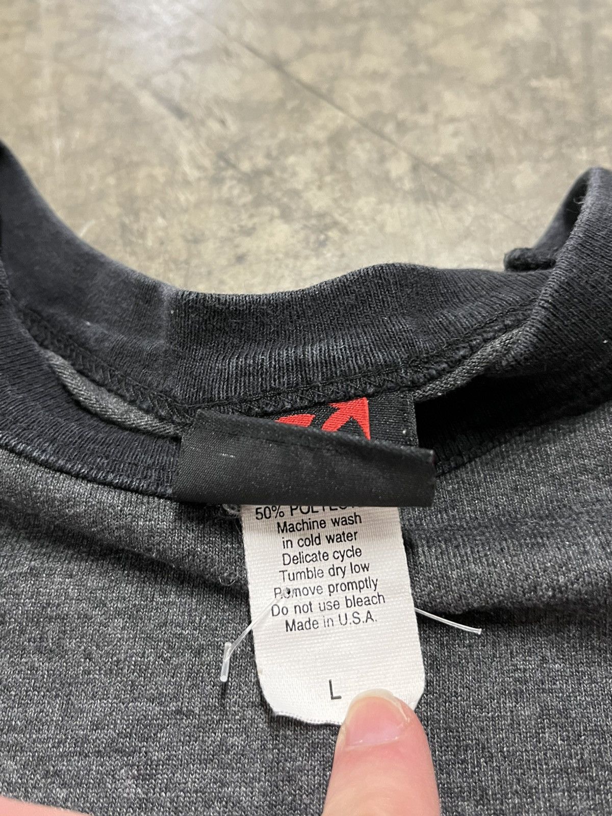 Independent Truck Co. × Vintage Independent truck co vintage longsleeve two tone tee rare Size US L / EU 52-54 / 3 - 7 Thumbnail