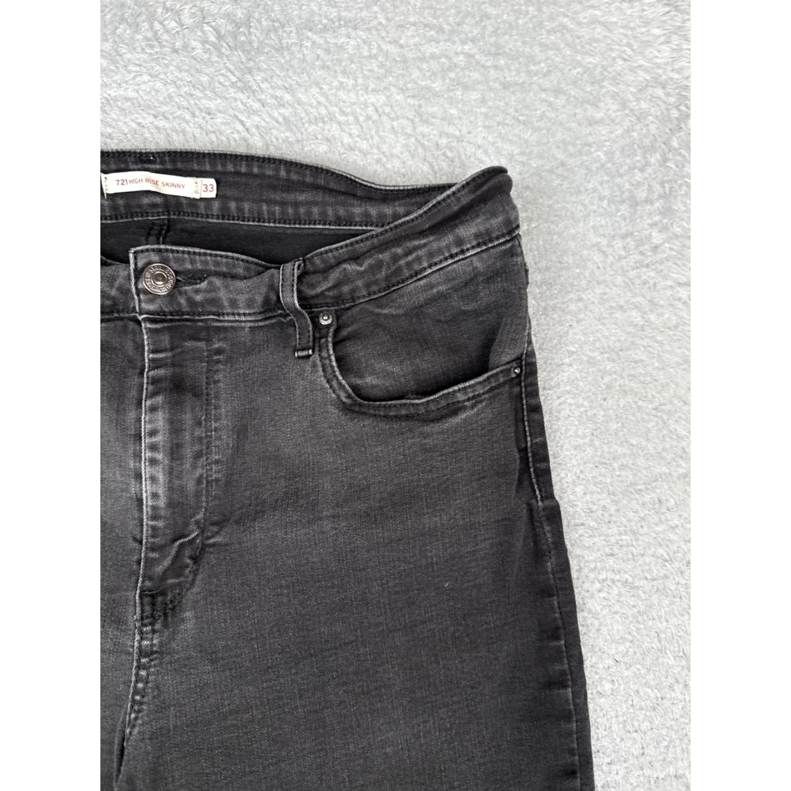 Levi's Levis 721 High Rise Skinny Shorts Womens 33x9 Black Denim Cutoff Frayed Hem Size 24" / US 00 / IT 34 - 5 Thumbnail