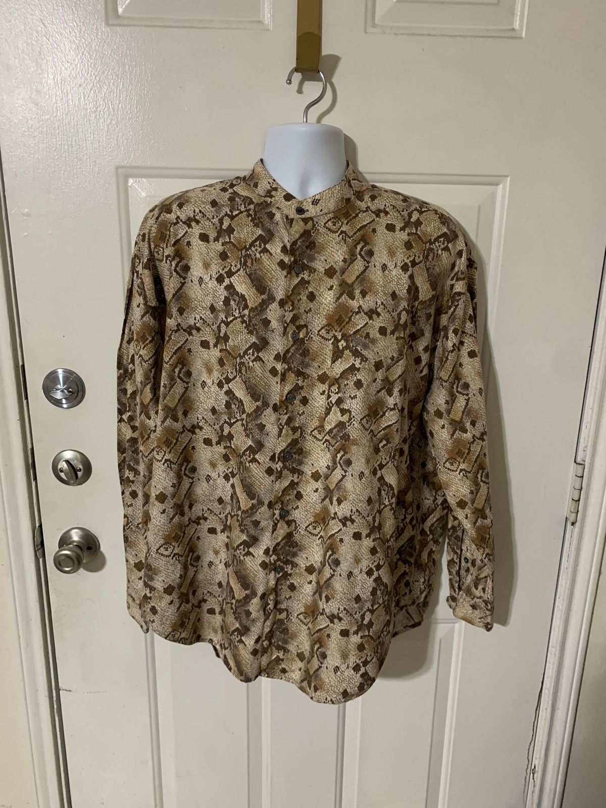 Perry Ellis × Vintage Snakeskin print Banded collar shirt Size US L / EU 52-54 / 3 - 1 Thumbnail