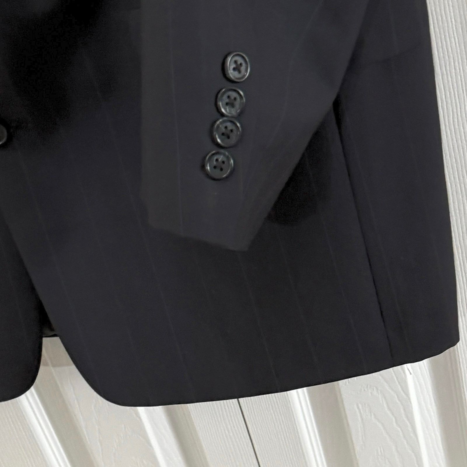 Hart Schaffner Marx Hart Schaffner Marx 42R dark navy pinstripe wool blazer Size 42R - 5 Thumbnail