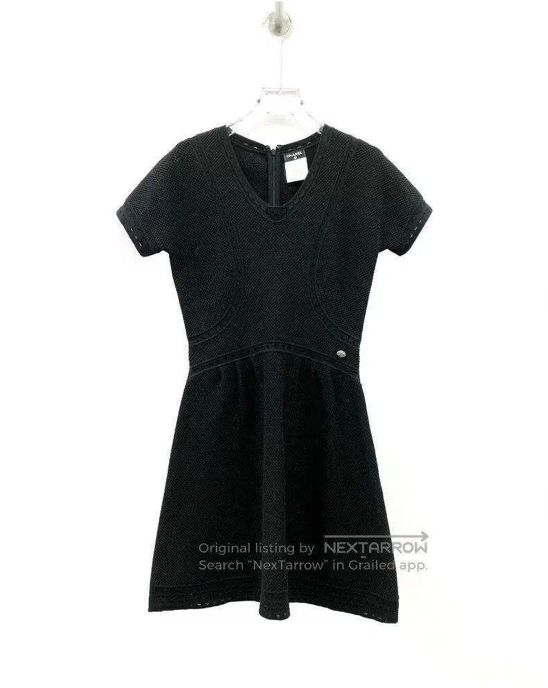 Chanel Chanel Hollow-out knitted dress Size XS / US 0-2 / IT 36-38 - 1 Thumbnail