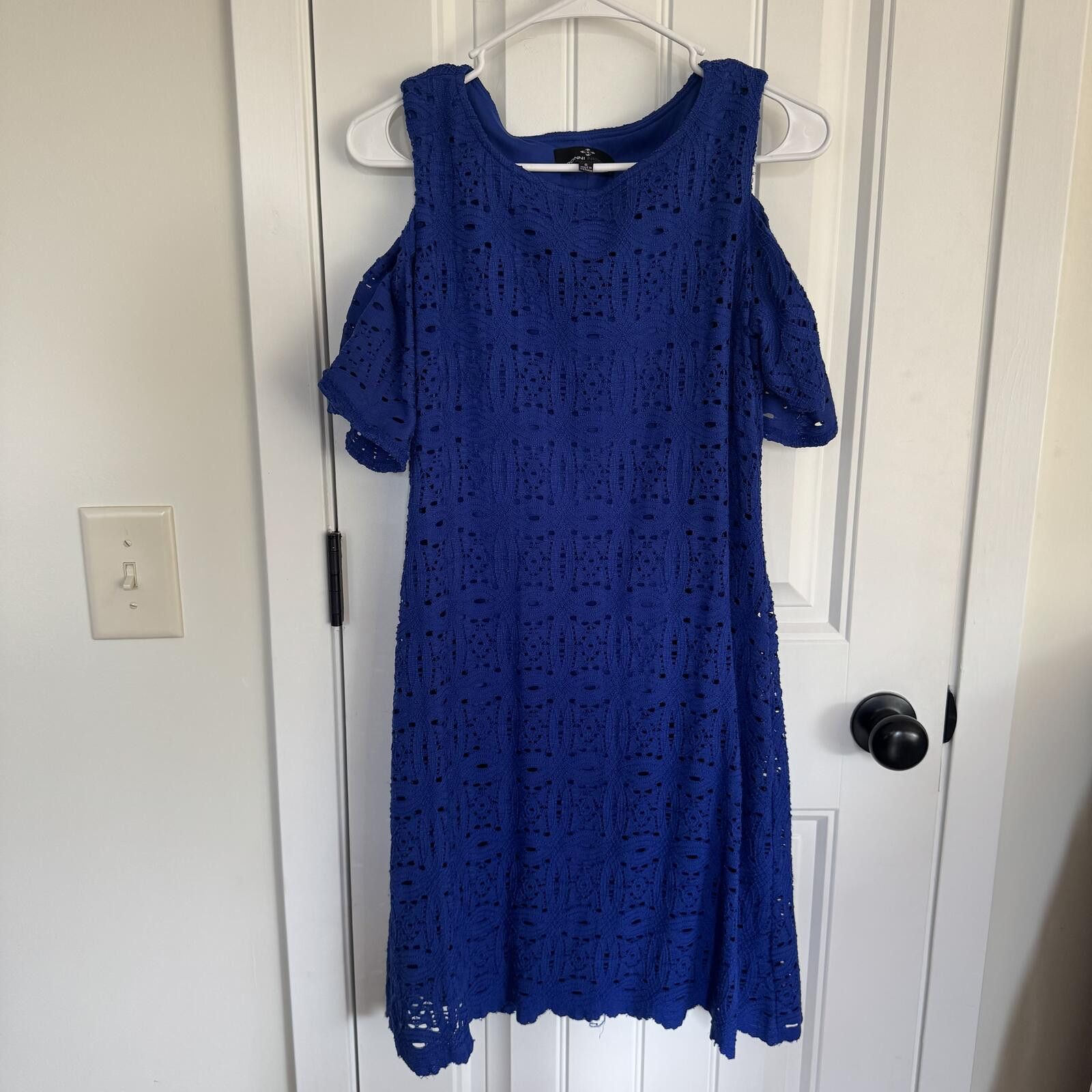 Other Ronni Nicole Royal Blue Cold Shoulder Lace Dress Size 6 Size M / US 6-8 / IT 42-44 - 1 Thumbnail