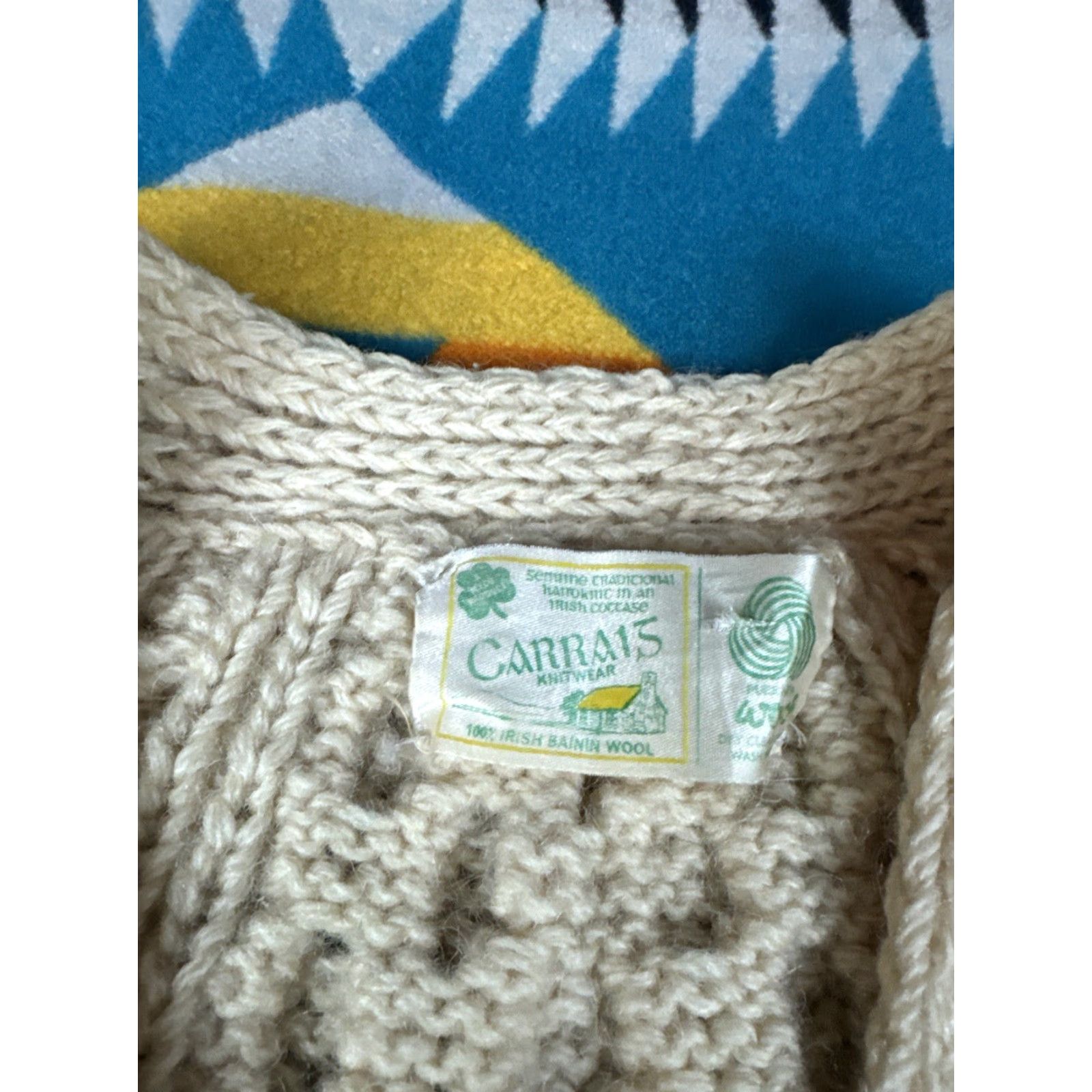 Vintage VINTAGE Carrais Irish Bainin Wool Fisherman Cardigan Sweater Cable Knit Ivory Mens Regular Long Sleeve Buttoned Knit Size US M / EU 48-50 / 2 - 4 Thumbnail