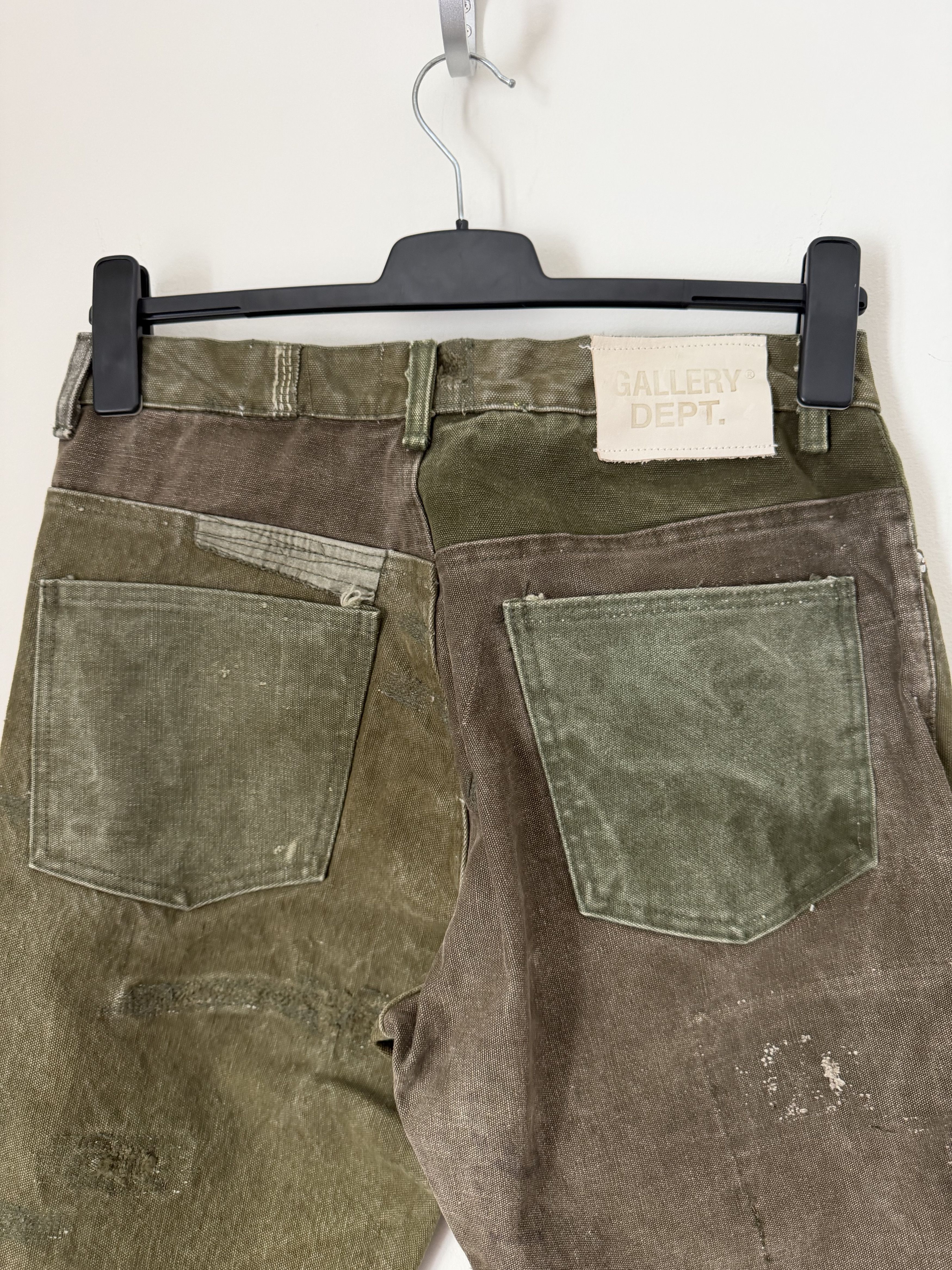 Gallery Dept. Gallery Dept Logan Kit Army Pants in Green Size US 33 - 7 Thumbnail